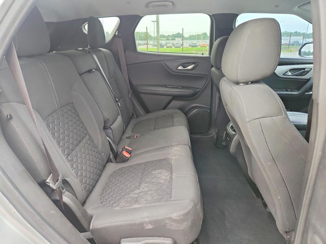 2021 Chevrolet Blazer 2lt Silver vin: 3GNKBHR43MS577389