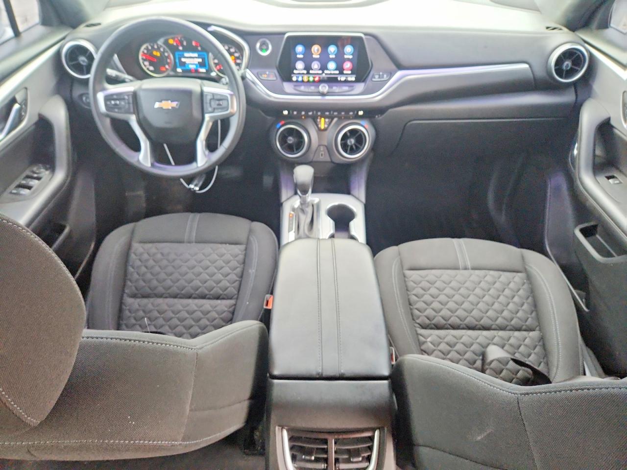 2021 Chevrolet Blazer 2lt Silver vin: 3GNKBHR43MS577389