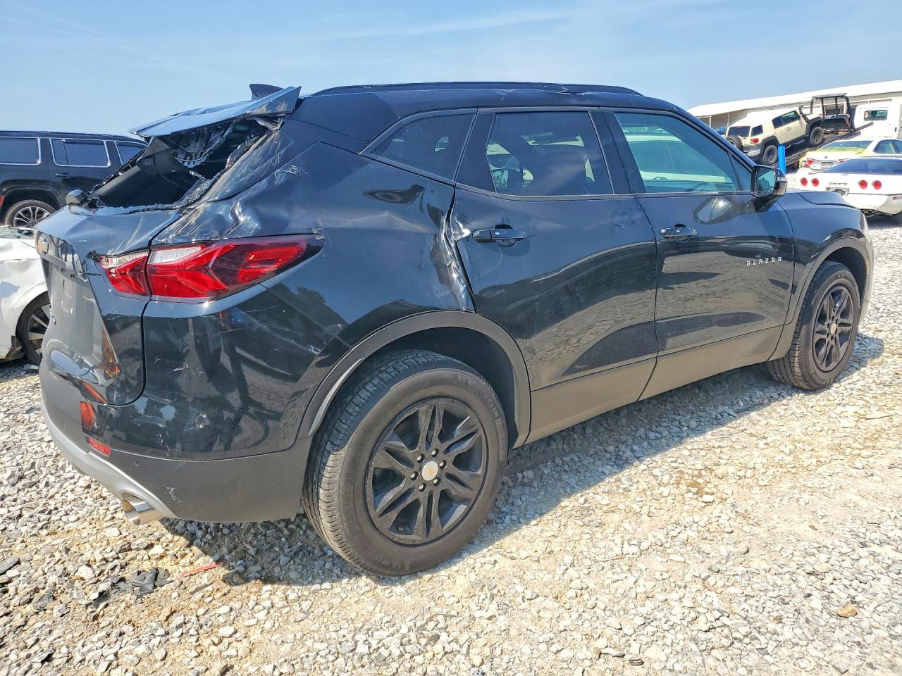 2021 Chevrolet Blazer 2lt Черный vin: 3GNKBHR46MS522757
