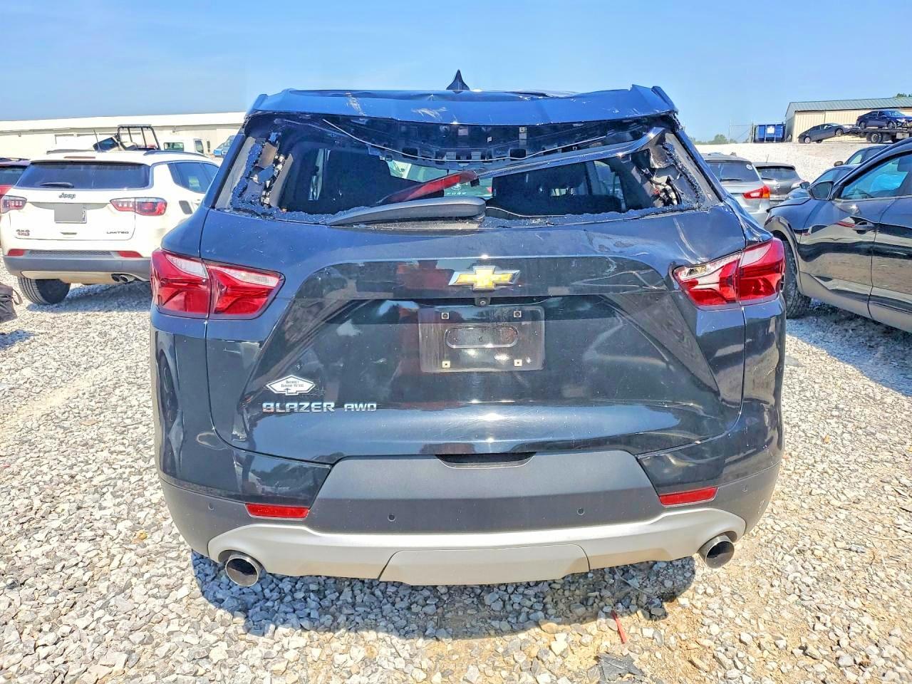 2021 Chevrolet Blazer 2lt Черный vin: 3GNKBHR46MS522757