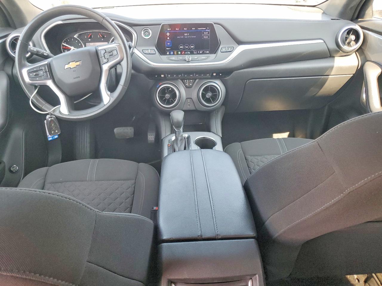 2021 Chevrolet Blazer 2lt Черный vin: 3GNKBHR46MS522757