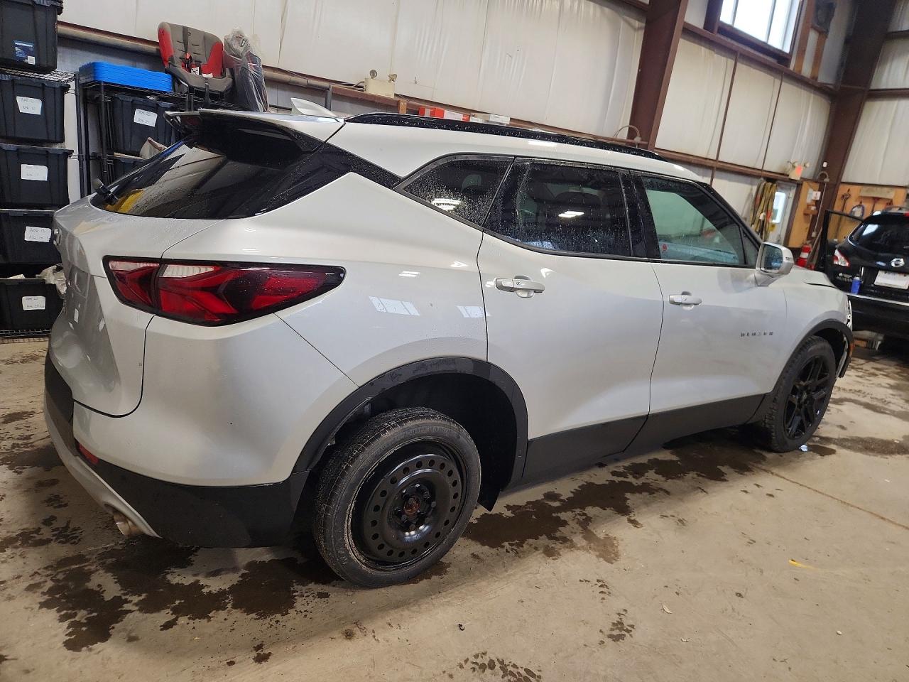 2020 Chevrolet Blazer Lt Серебряный vin: 3GNKBJRS0LS678457
