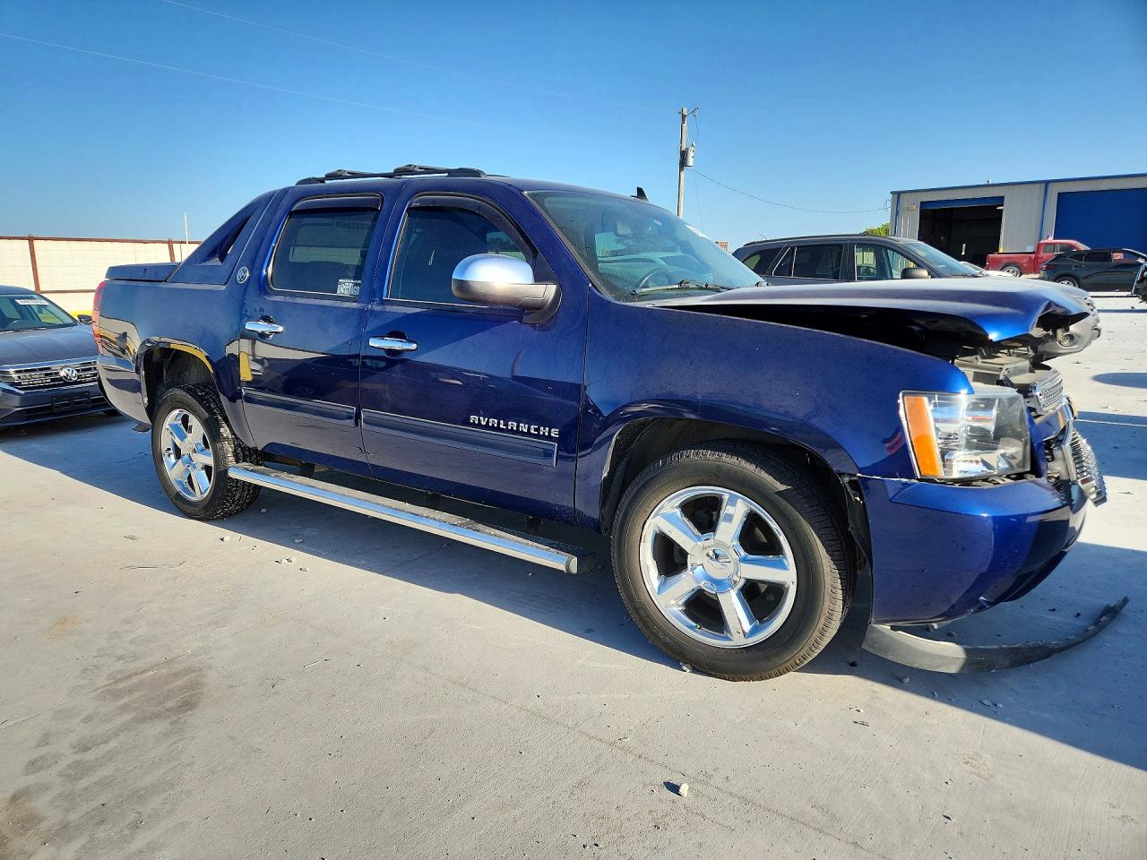 2013 Chevrolet Avalanche Ls Blue vin: 3GNMCEE02DG223339