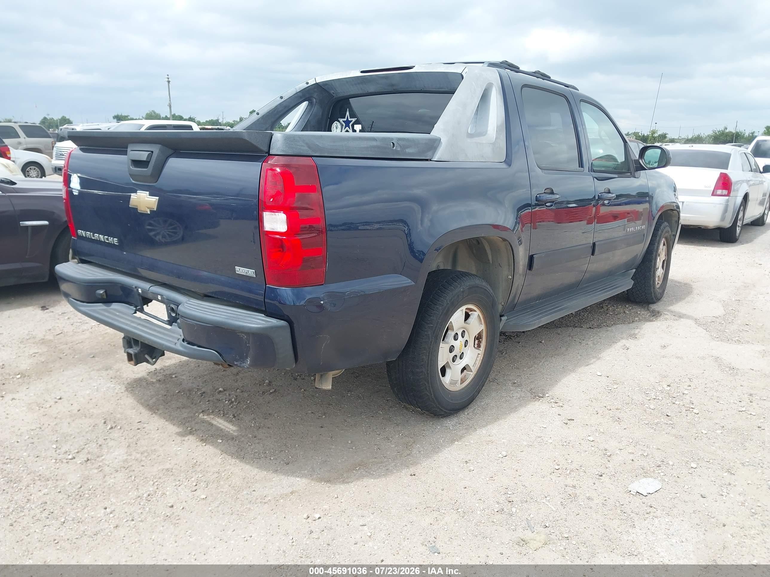 2011 Chevrolet Avalanche 1500 Ls Dark Blue vin: 3GNMCEE06BG326793