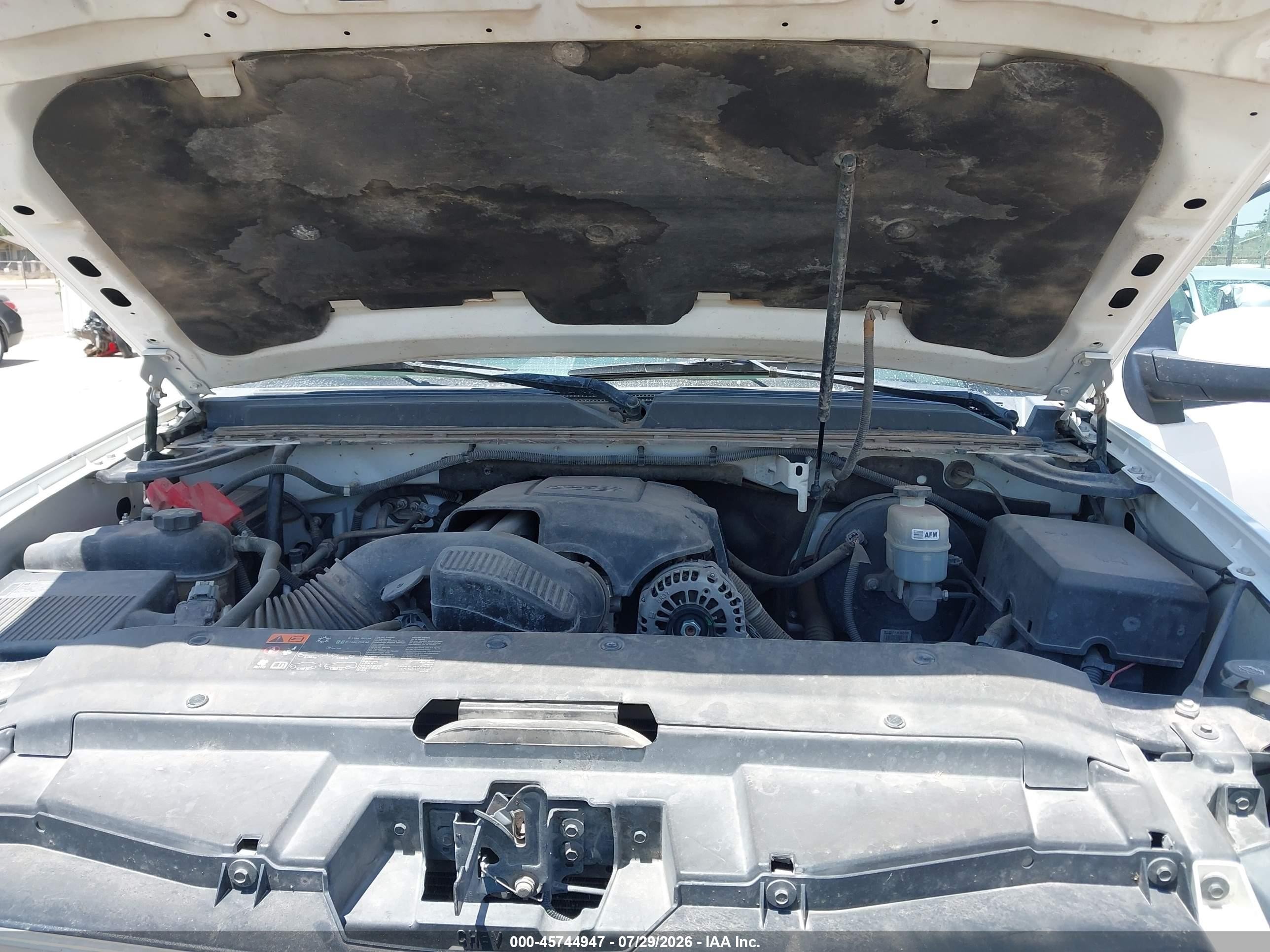 2011 Chevrolet Avalanche 1500 Ls White vin: 3GNMCEE08BG408024