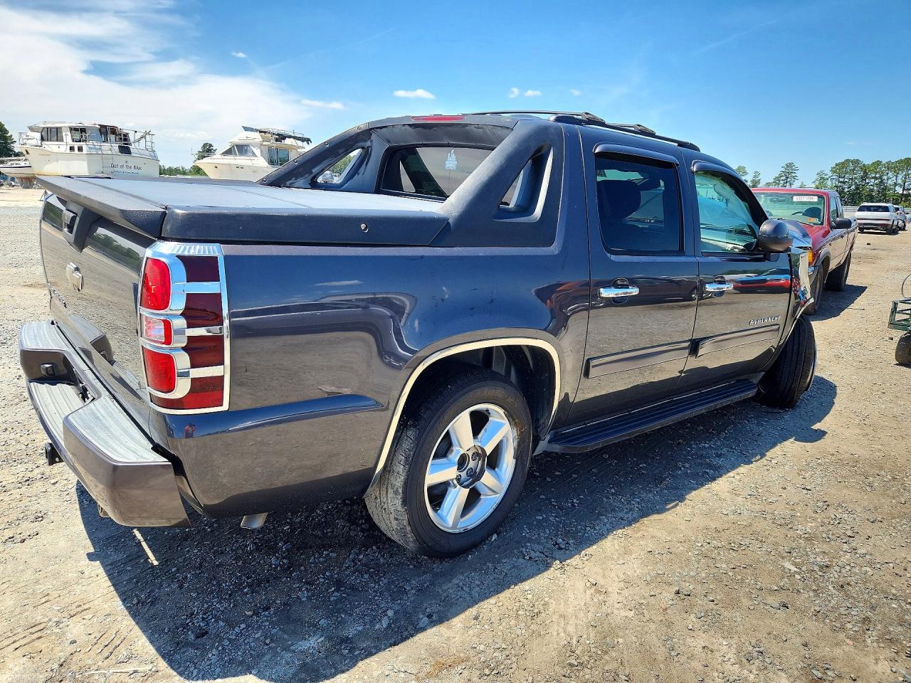 2011 Chevrolet Avalanche Ls Gray vin: 3GNMCEE09BG112655
