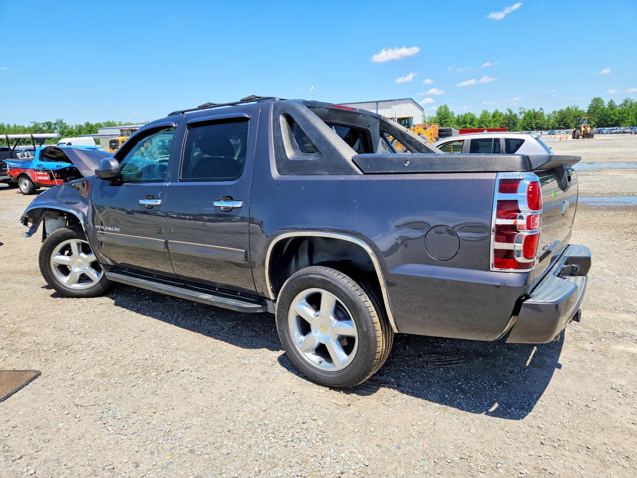 2011 Chevrolet Avalanche Ls Gray vin: 3GNMCEE09BG112655