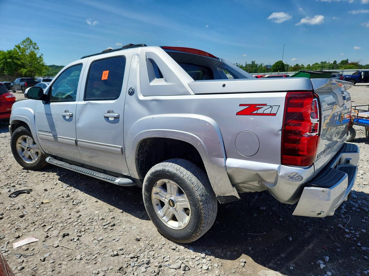 2013 Chevrolet Avalanche Lt Silver vin: 3GNMCFE03DG176005