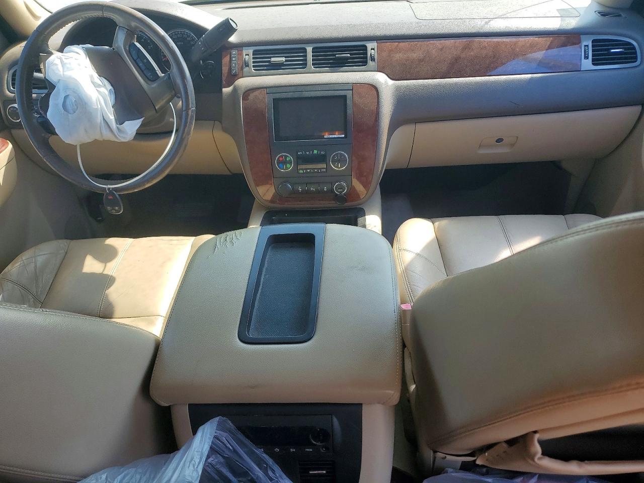 2012 Chevrolet Avalanche Lt White vin: 3GNMCFE05CG142985