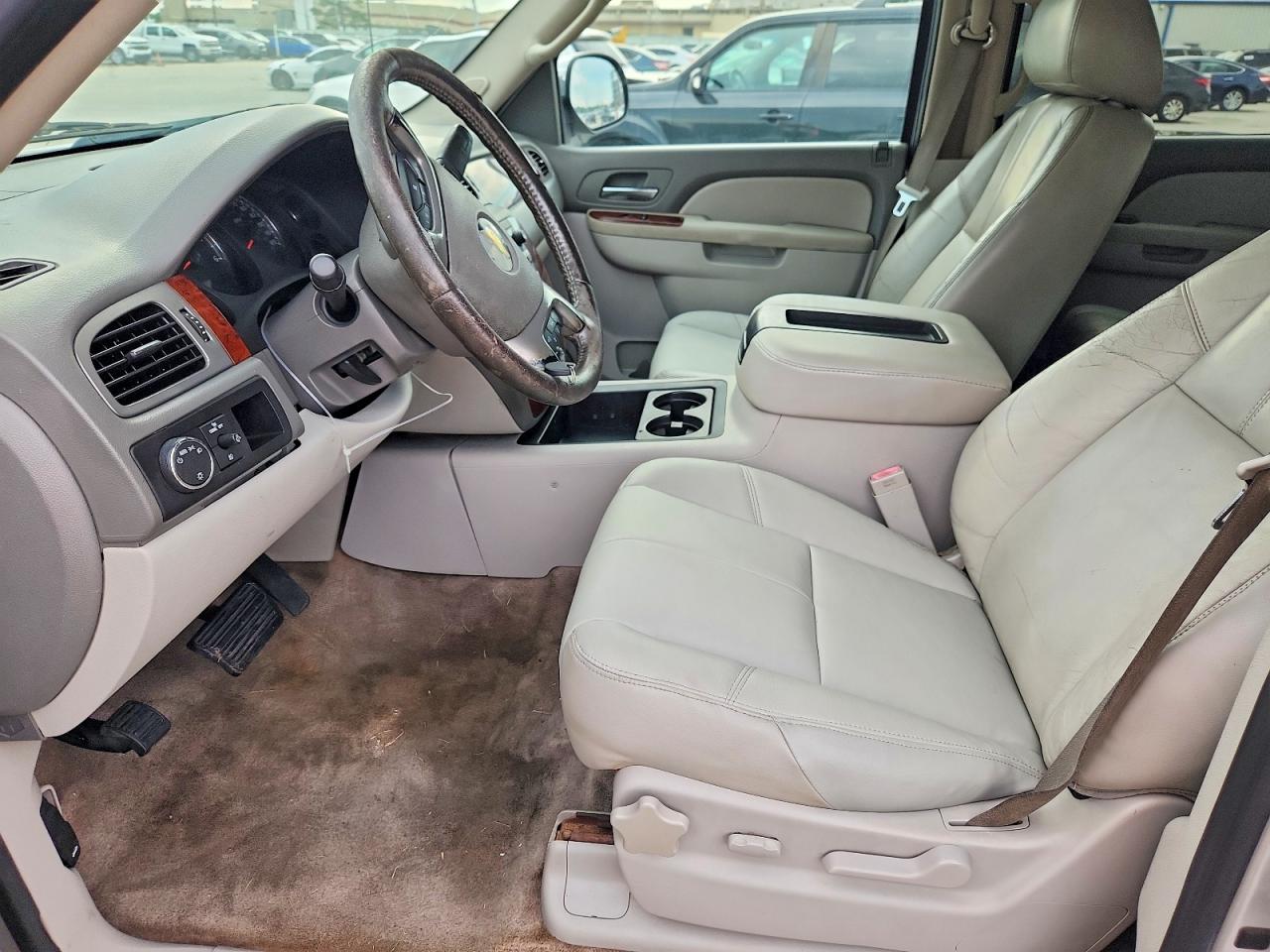 2011 Chevrolet Avalanche Lt Tan vin: 3GNMCFE06BG178599