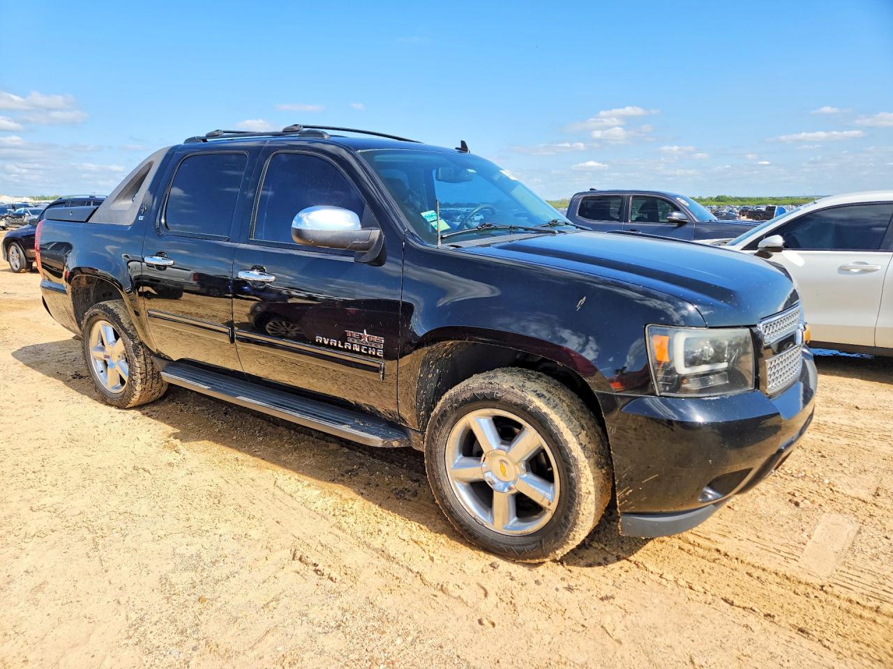2012 Chevrolet Avalanche Lt Black vin: 3GNMCFE07CG202538