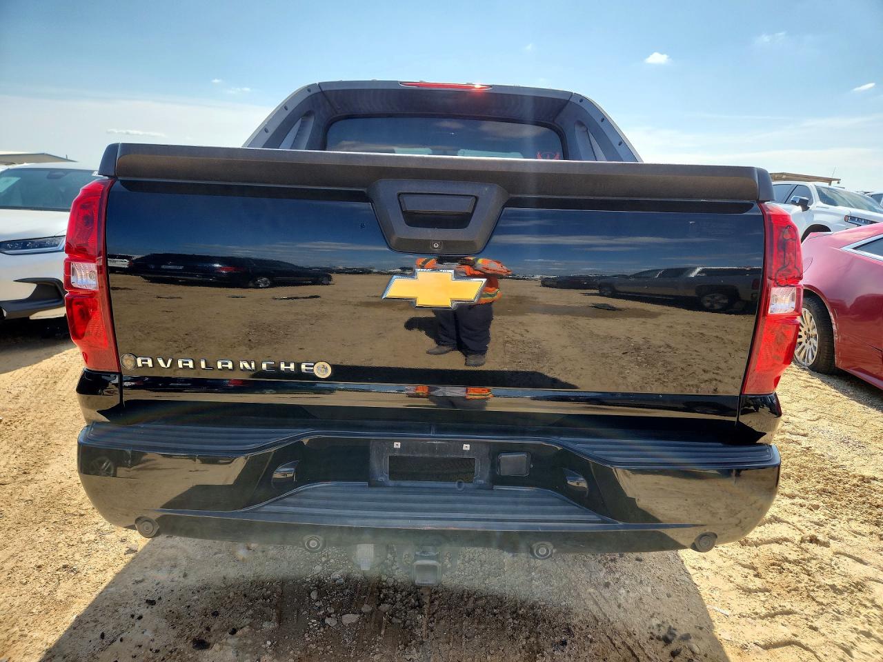 2012 Chevrolet Avalanche Lt Black vin: 3GNMCFE07CG202538