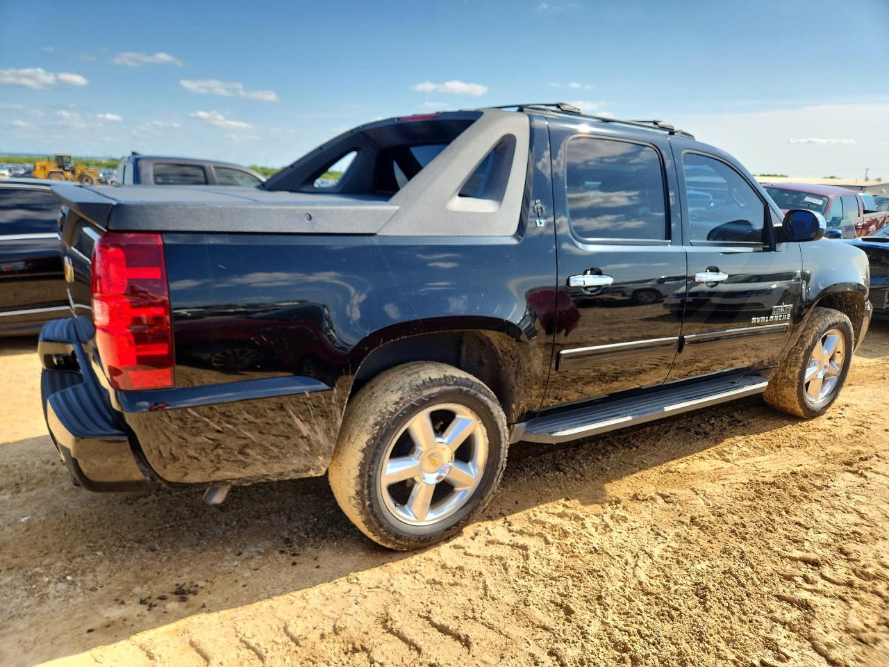 2012 Chevrolet Avalanche Lt Black vin: 3GNMCFE07CG202538