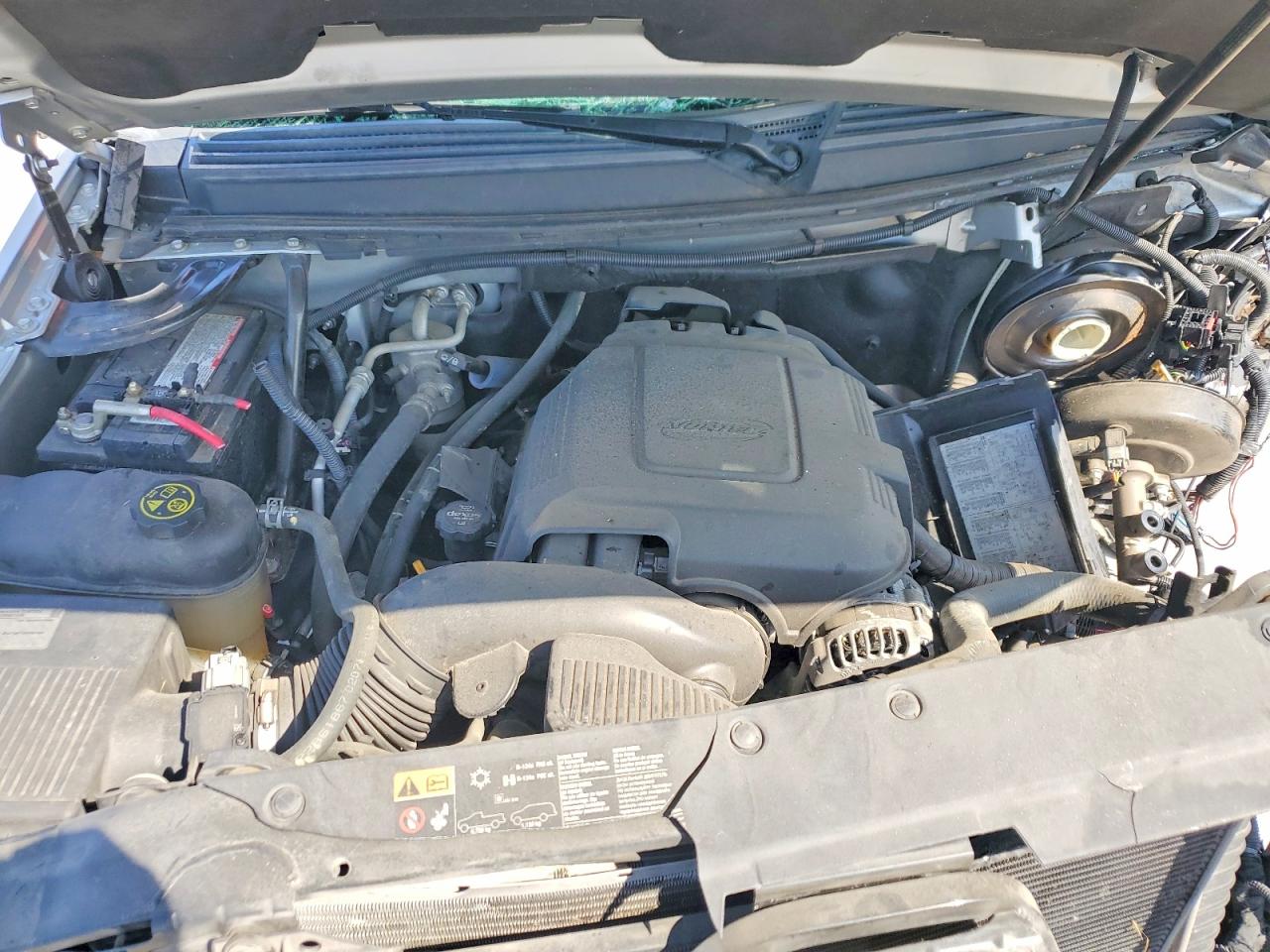 2013 Chevrolet Avalanche Lt Серебряный vin: 3GNMCFE07DG339240