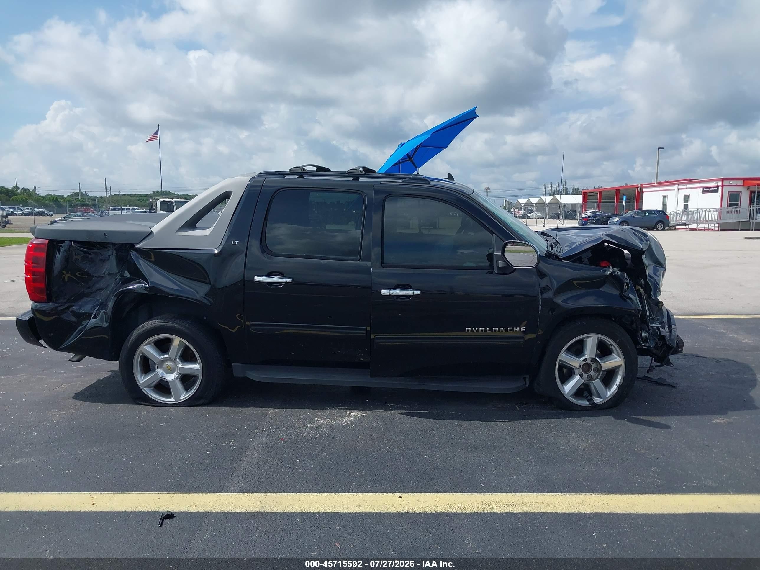 2011 Chevrolet Avalanche 1500 Lt1 Black vin: 3GNMCFE08BG162338