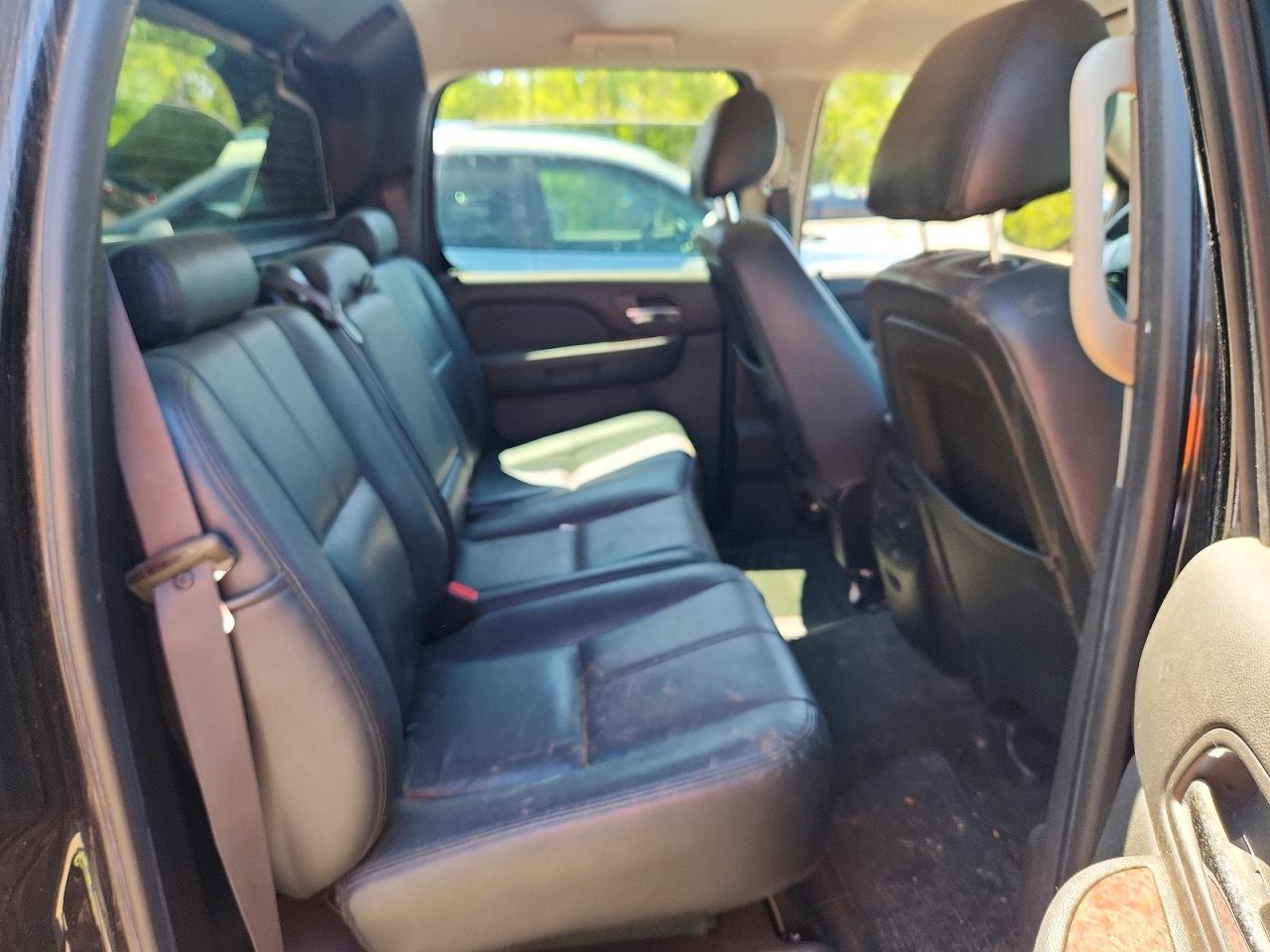 2013 Chevrolet Avalanche Lt Черный vin: 3GNMCFE09DG292051