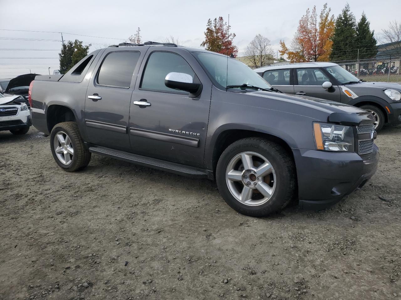 2011 Chevrolet Avalanche Lt Gray vin: 3GNMCFE0XBG113027