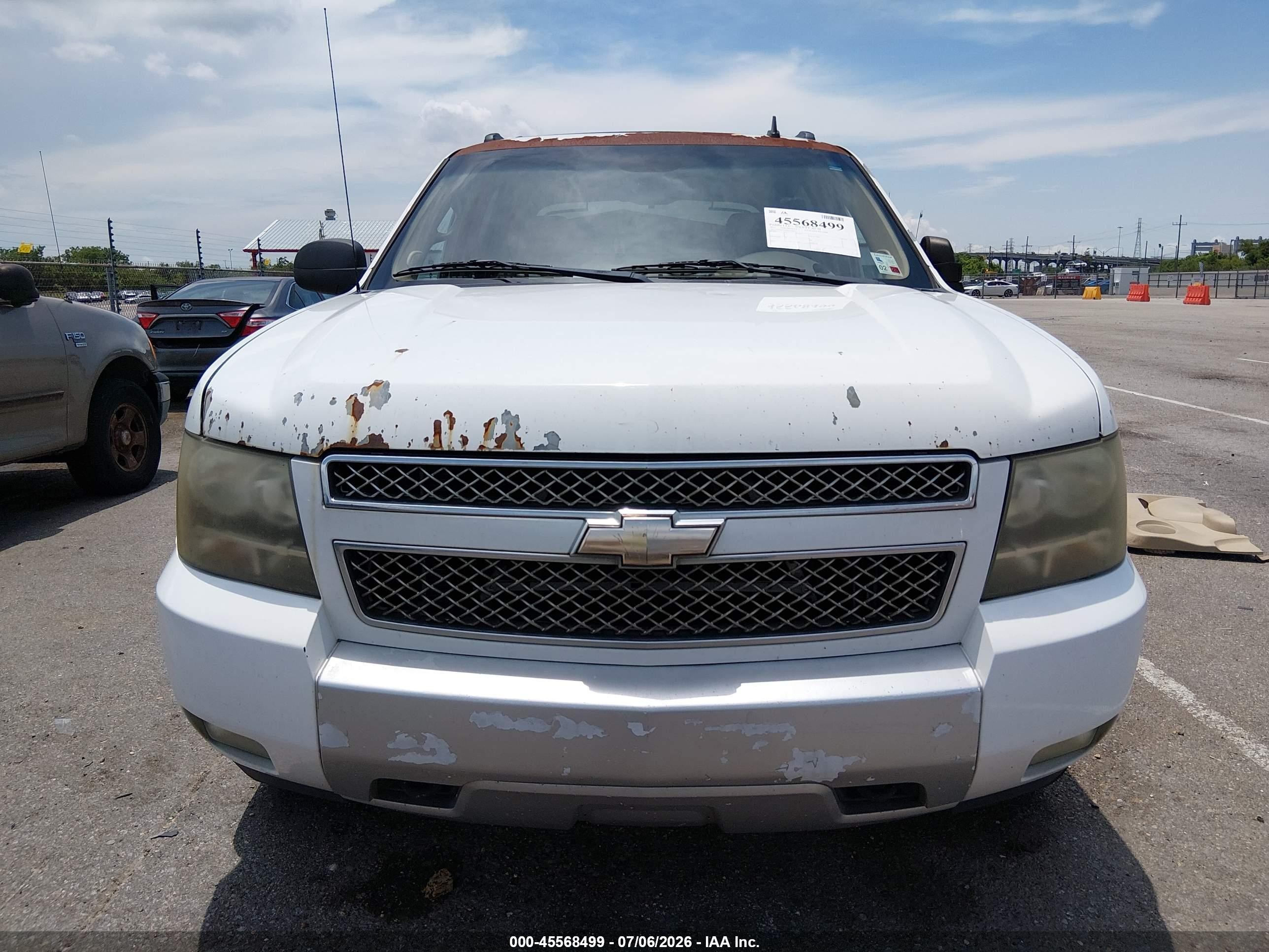 2011 Chevrolet Avalanche 1500 Lt1 Белый vin: 3GNMCFE0XBG368843