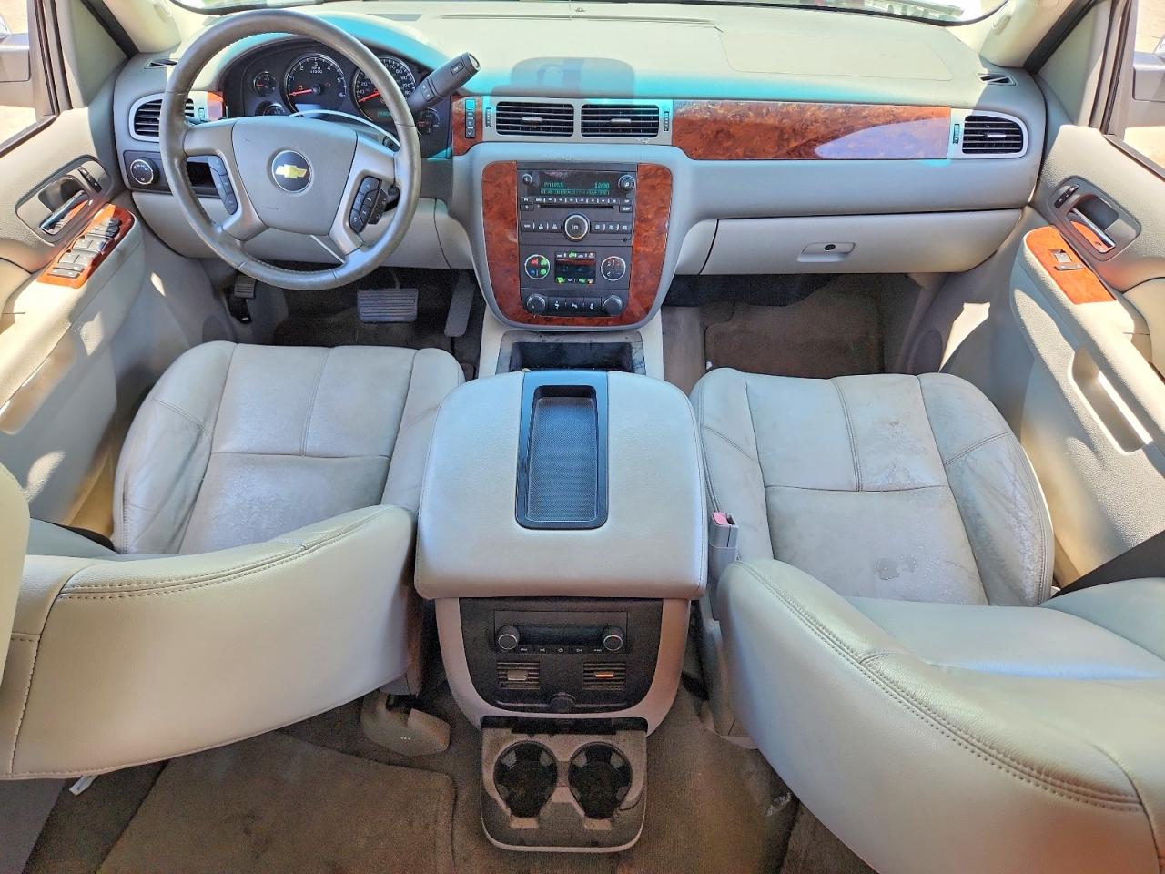 2012 Chevrolet Avalanche Lt White vin: 3GNMCFE0XCG308420