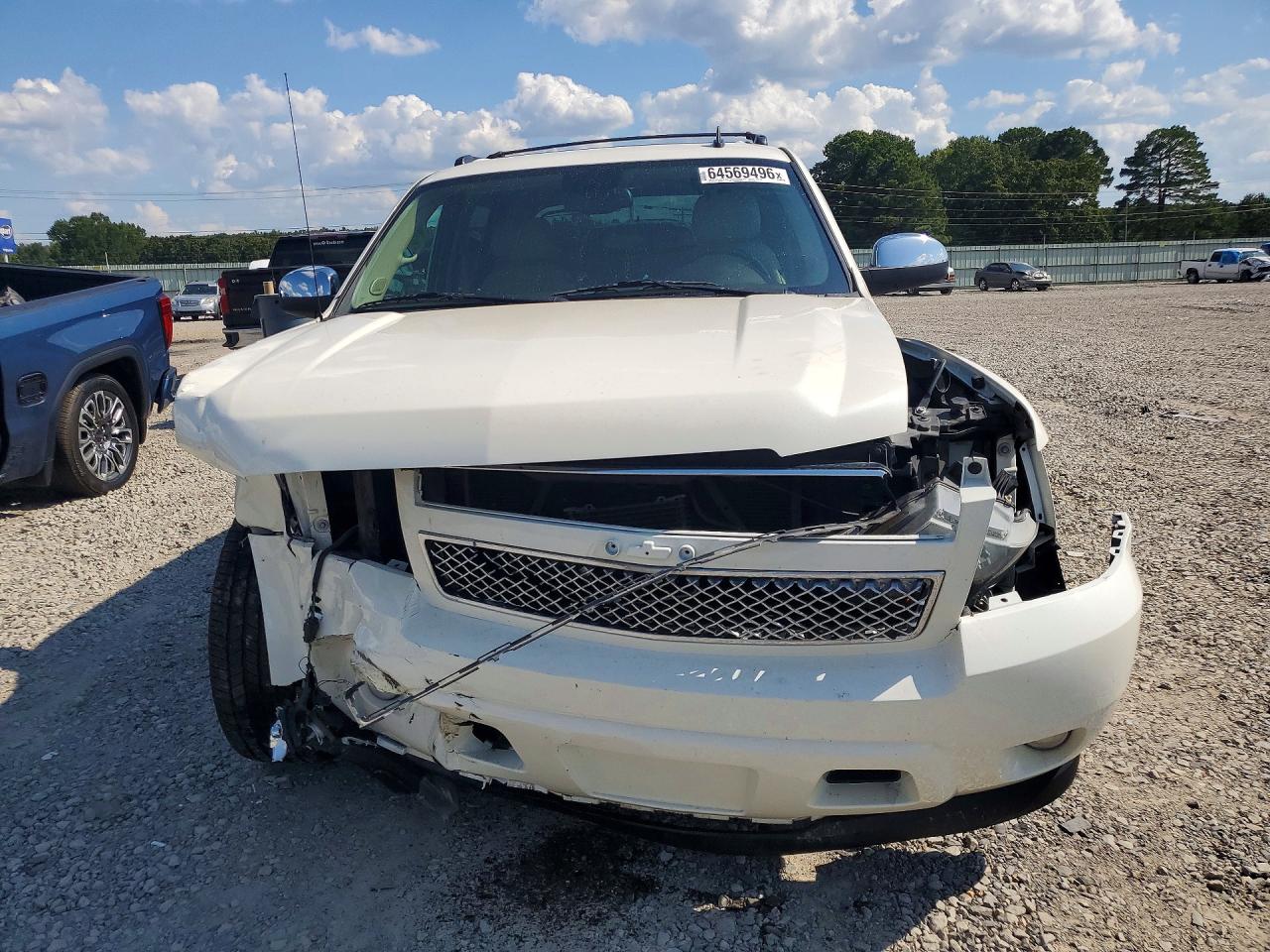2013 Chevrolet Avalanche Ltz White vin: 3GNMCGE02DG257518
