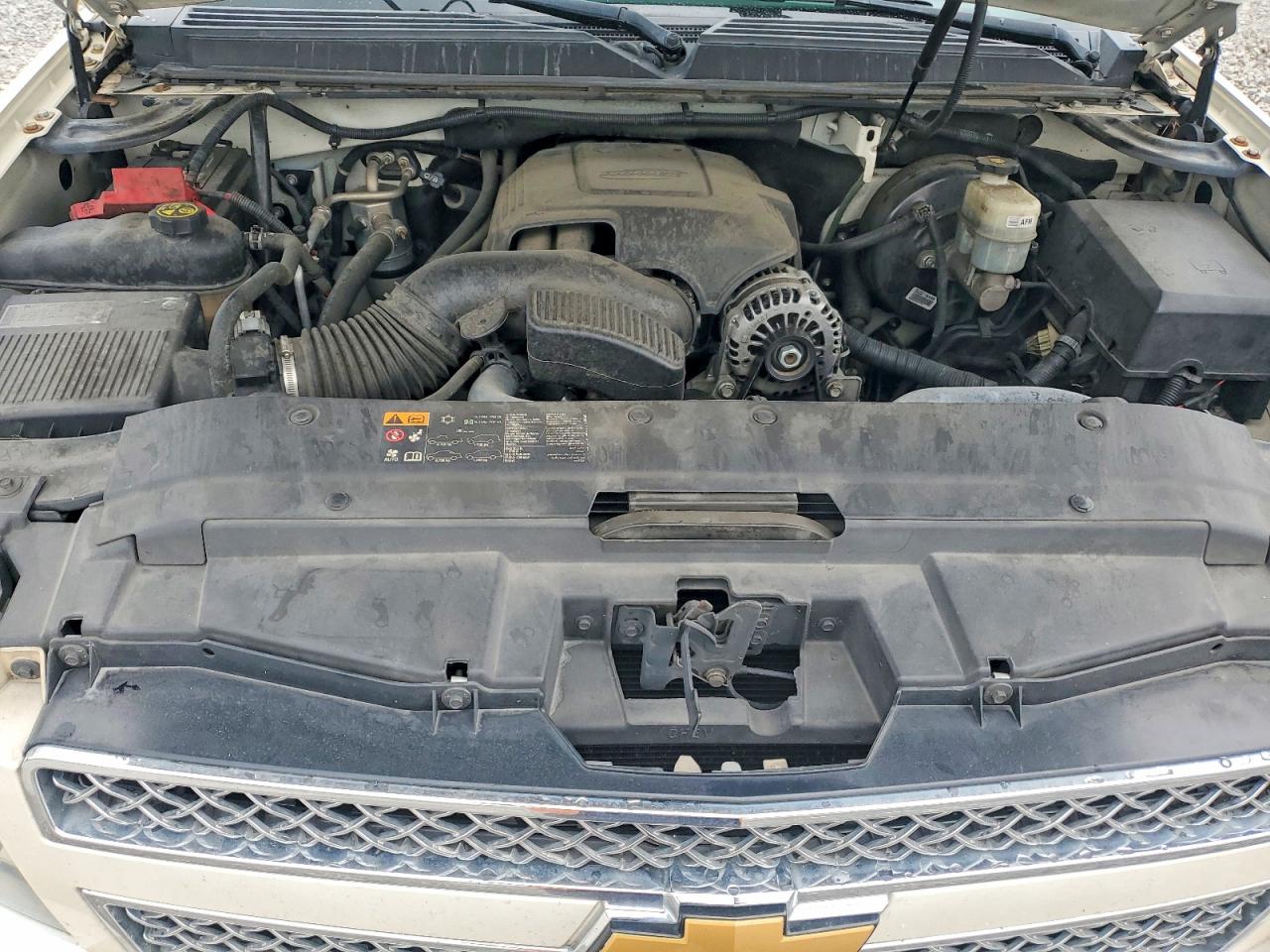 2013 Chevrolet Avalanche Ltz Cream vin: 3GNMCGE04DG262557