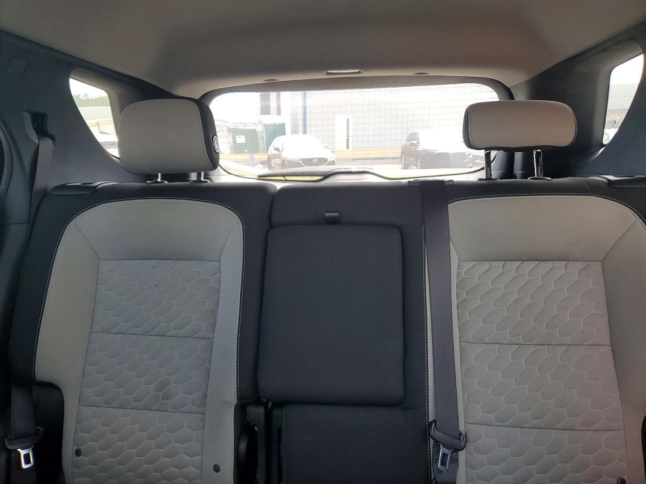 2013 Chevrolet Avalanche Ltz Cream vin: 3GNMCGE04DG262557