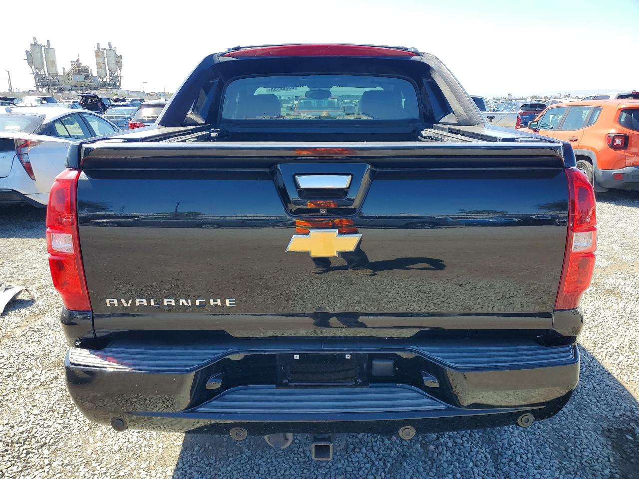 2013 Chevrolet Avalanche Ltz Black vin: 3GNMCGE08DG168195