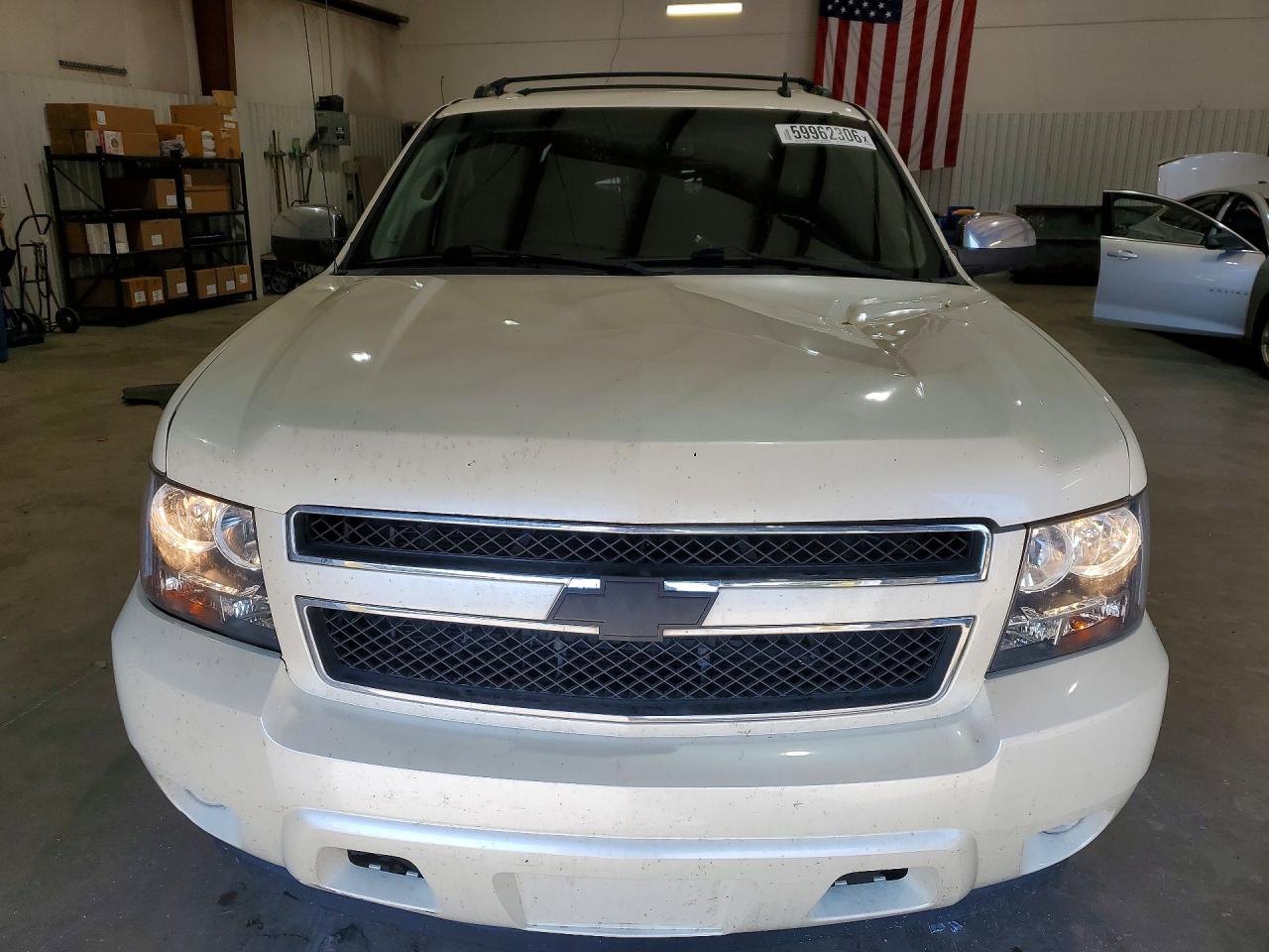 2013 Chevrolet Avalanche Ltz White vin: 3GNMCGE0XDG164438