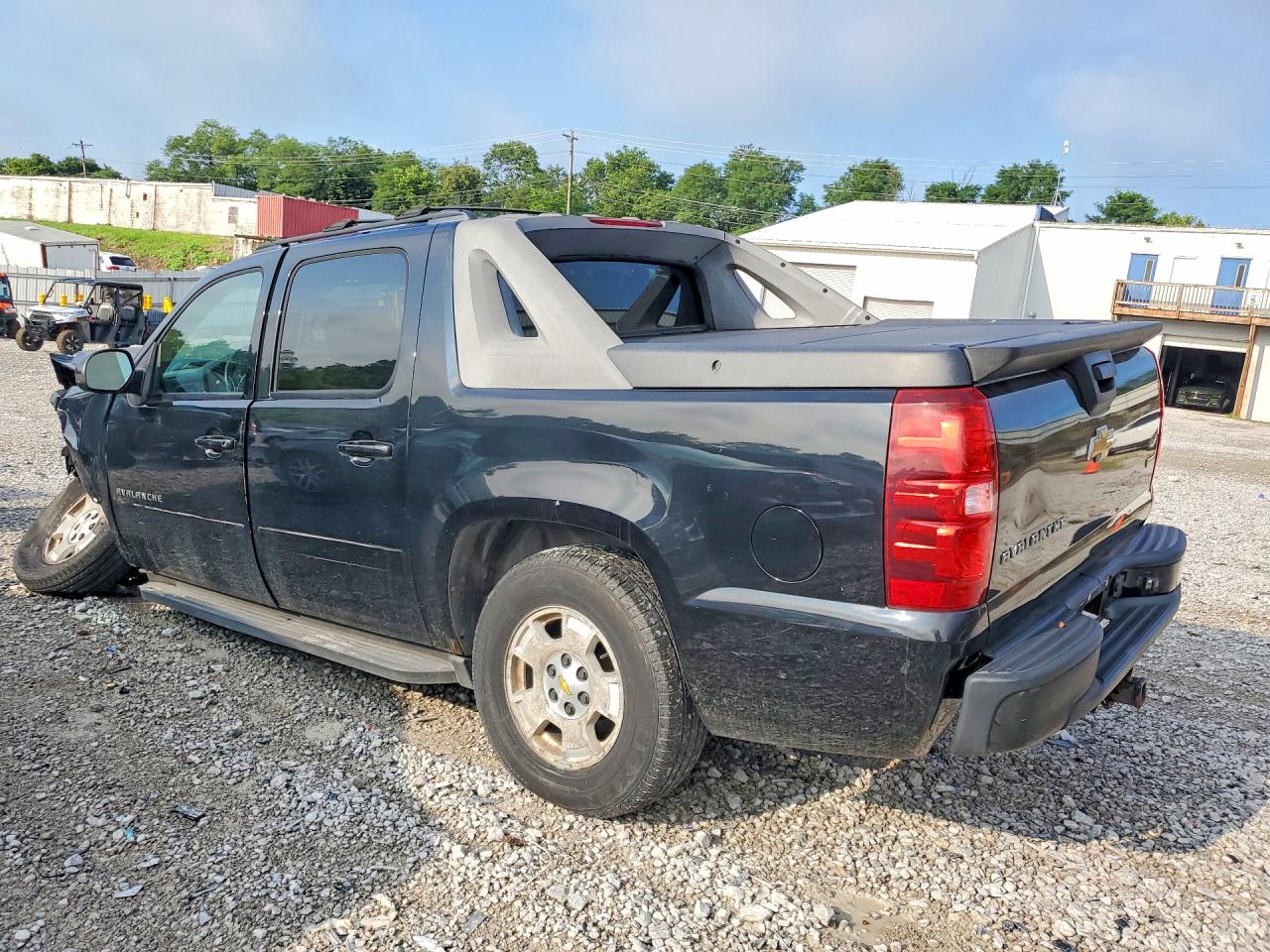 2011 Chevrolet Avalanche Ls Black vin: 3GNTKEE33BG331197