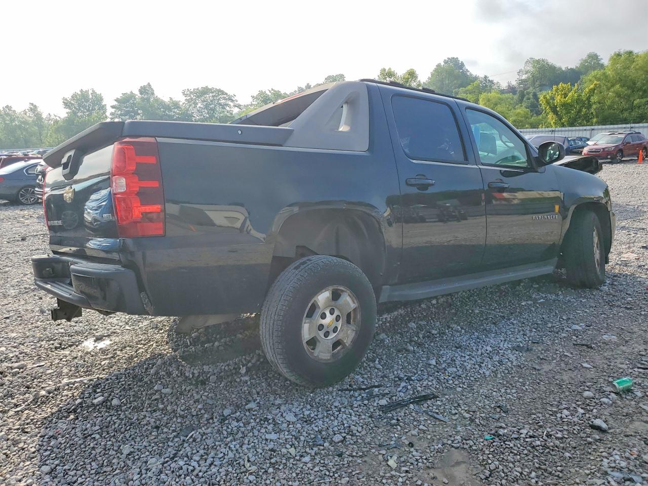 2011 Chevrolet Avalanche Ls Black vin: 3GNTKEE33BG331197