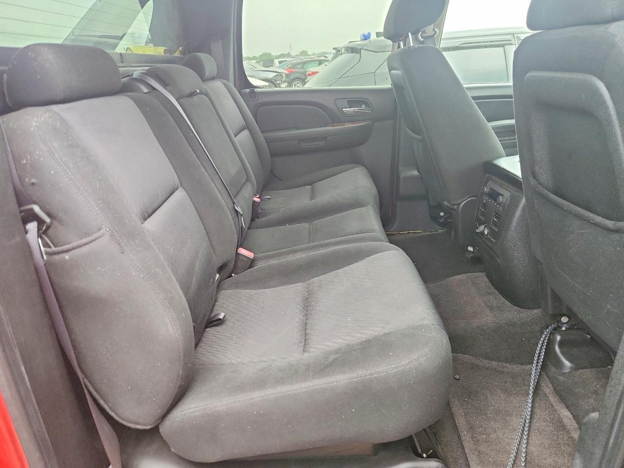 2011 Chevrolet Avalanche Ls Red vin: 3GNTKEE34BG149959
