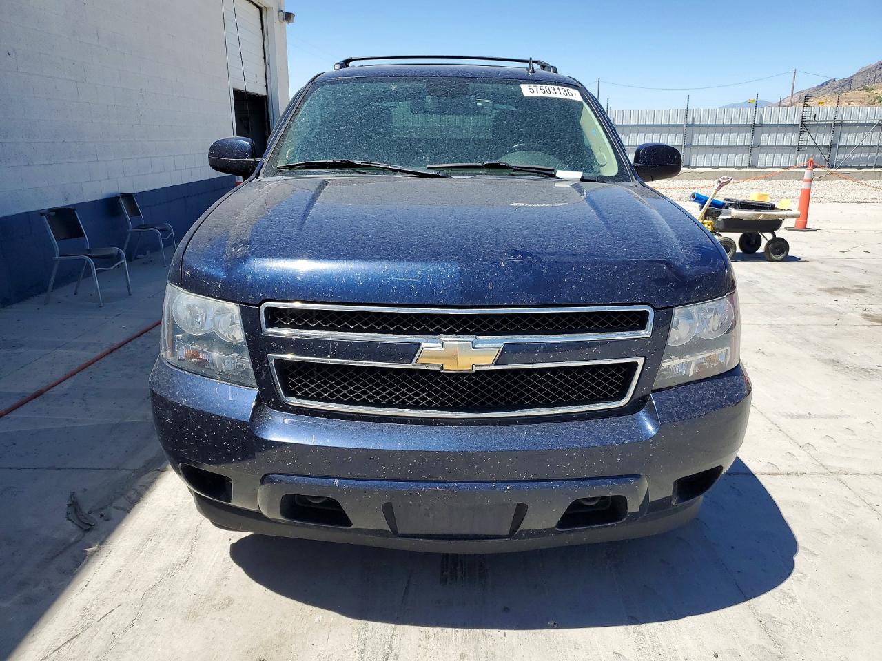 2011 Chevrolet Avalanche Ls Blue vin: 3GNTKEE34BG323495