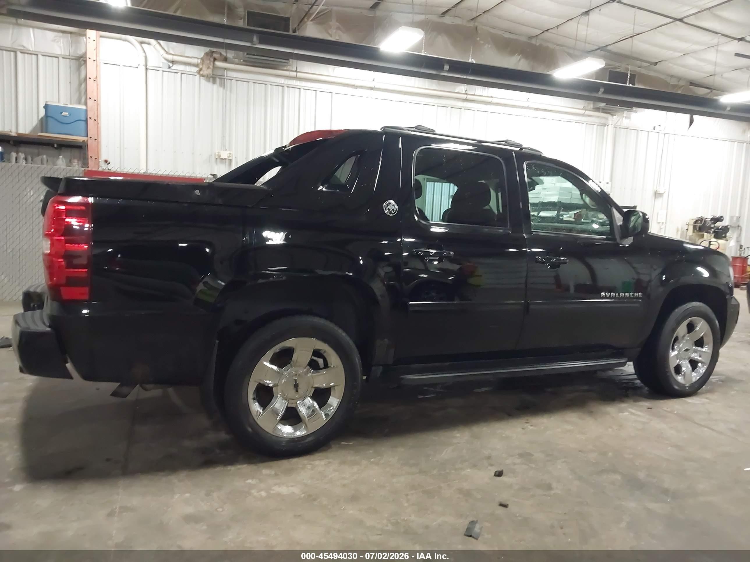 2013 Chevrolet Avalanche Ls Black vin: 3GNTKEE72DG296738