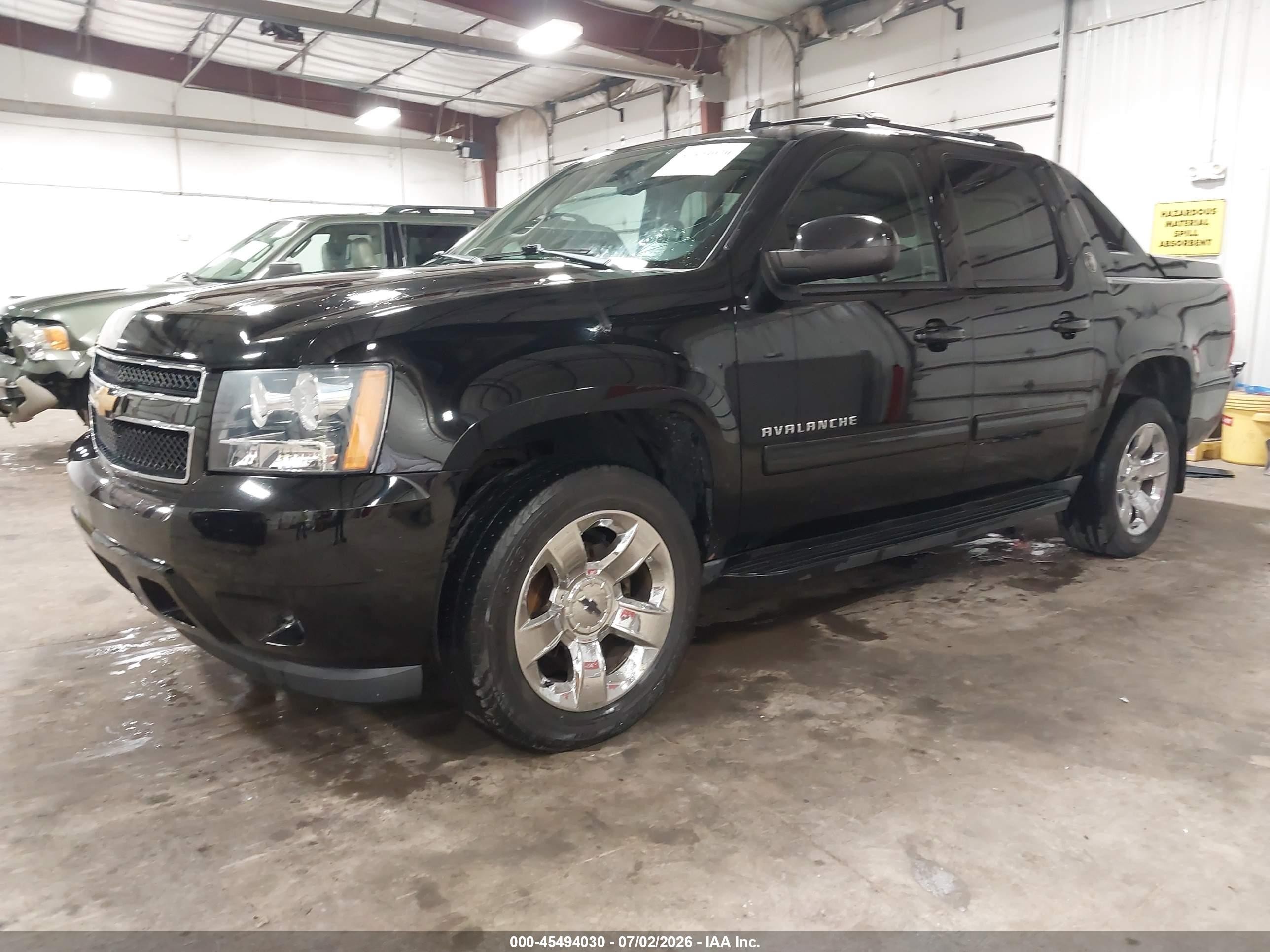 2013 Chevrolet Avalanche Ls Black vin: 3GNTKEE72DG296738