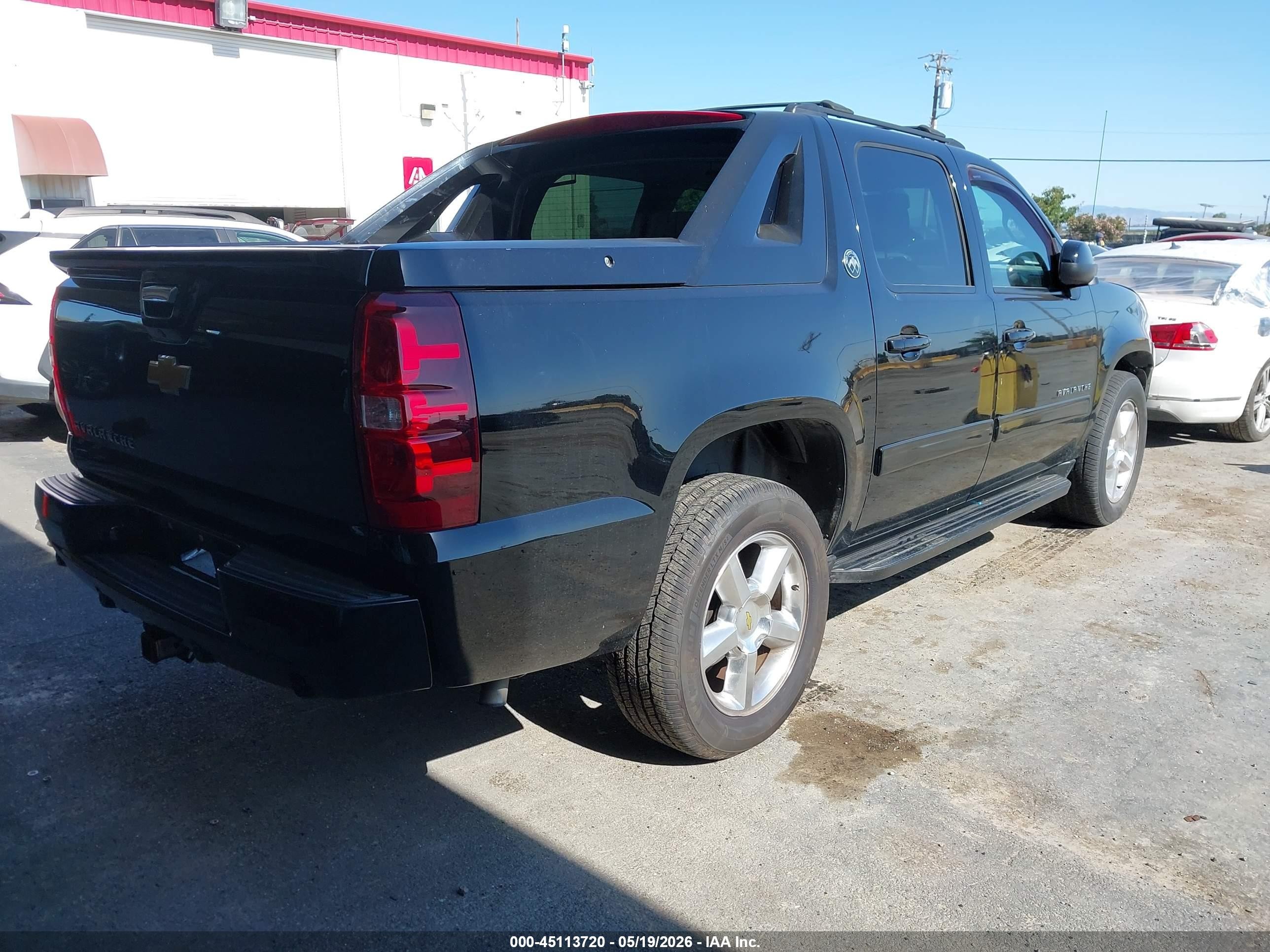 2013 Chevrolet Avalanche Ls Black vin: 3GNTKEE78DG154314