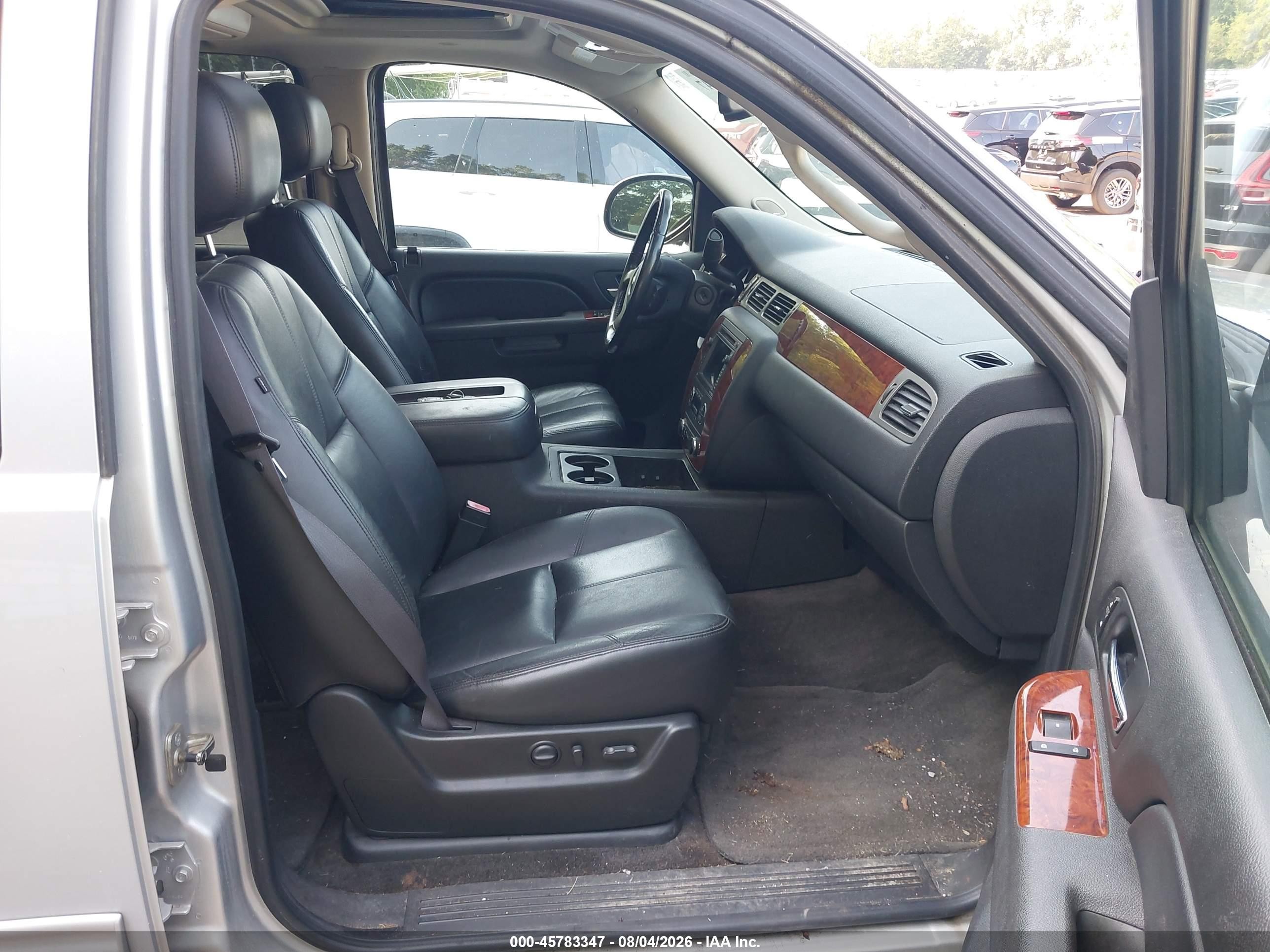 2011 Chevrolet Avalanche 1500 Lt1 Silver vin: 3GNTKFE30BG261910