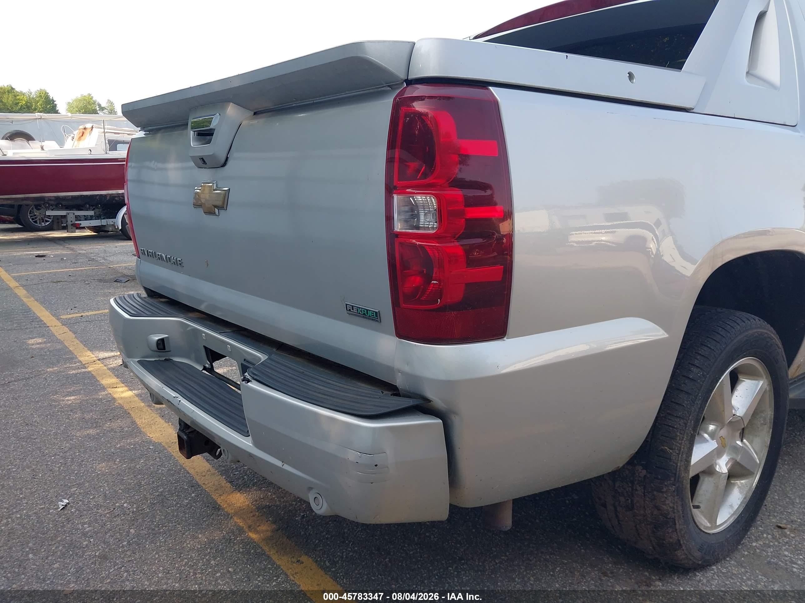 2011 Chevrolet Avalanche 1500 Lt1 Silver vin: 3GNTKFE30BG261910
