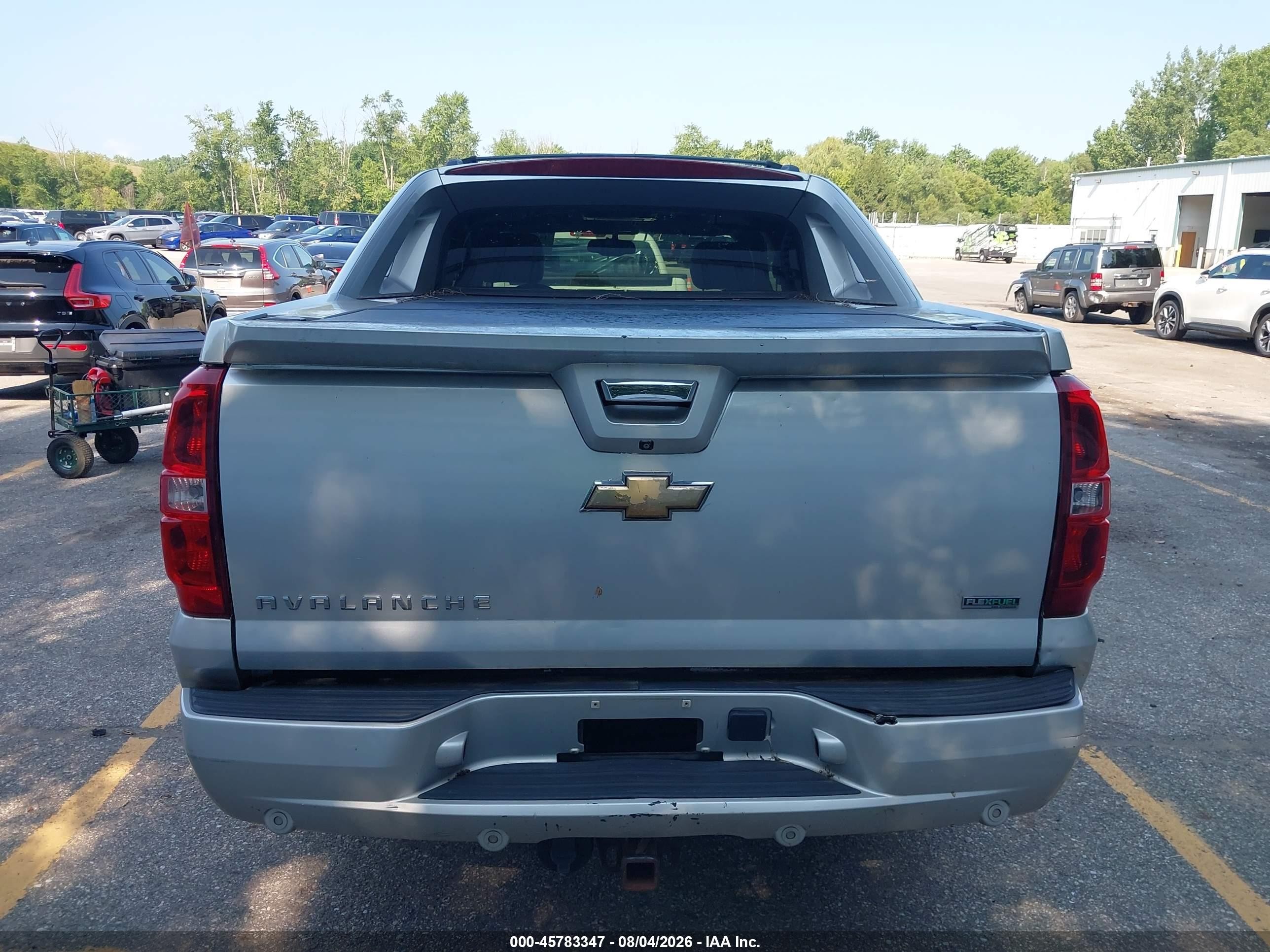 2011 Chevrolet Avalanche 1500 Lt1 Silver vin: 3GNTKFE30BG261910