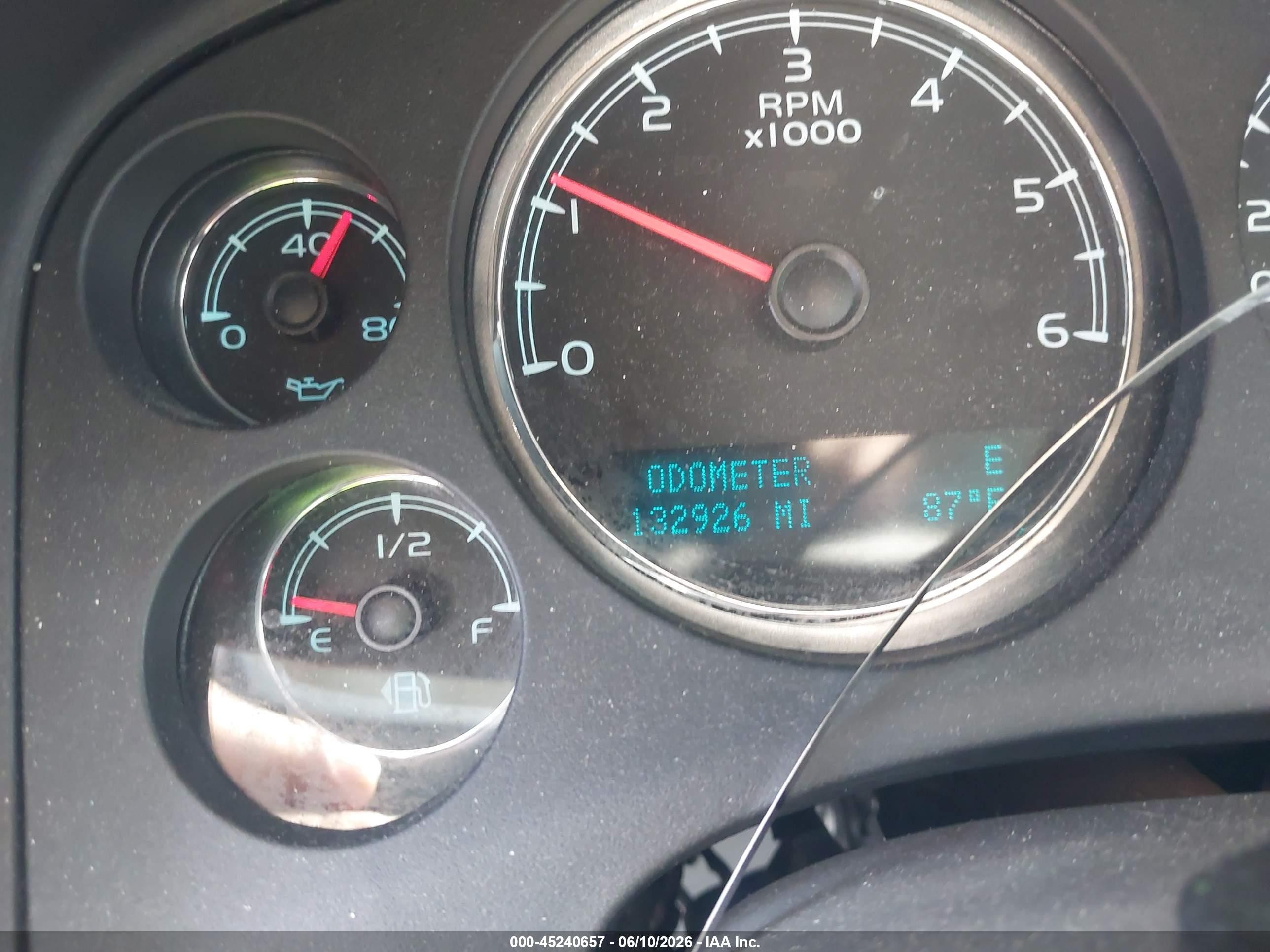 2011 Chevrolet Avalanche 1500 Lt1 White vin: 3GNTKFE30BG269375