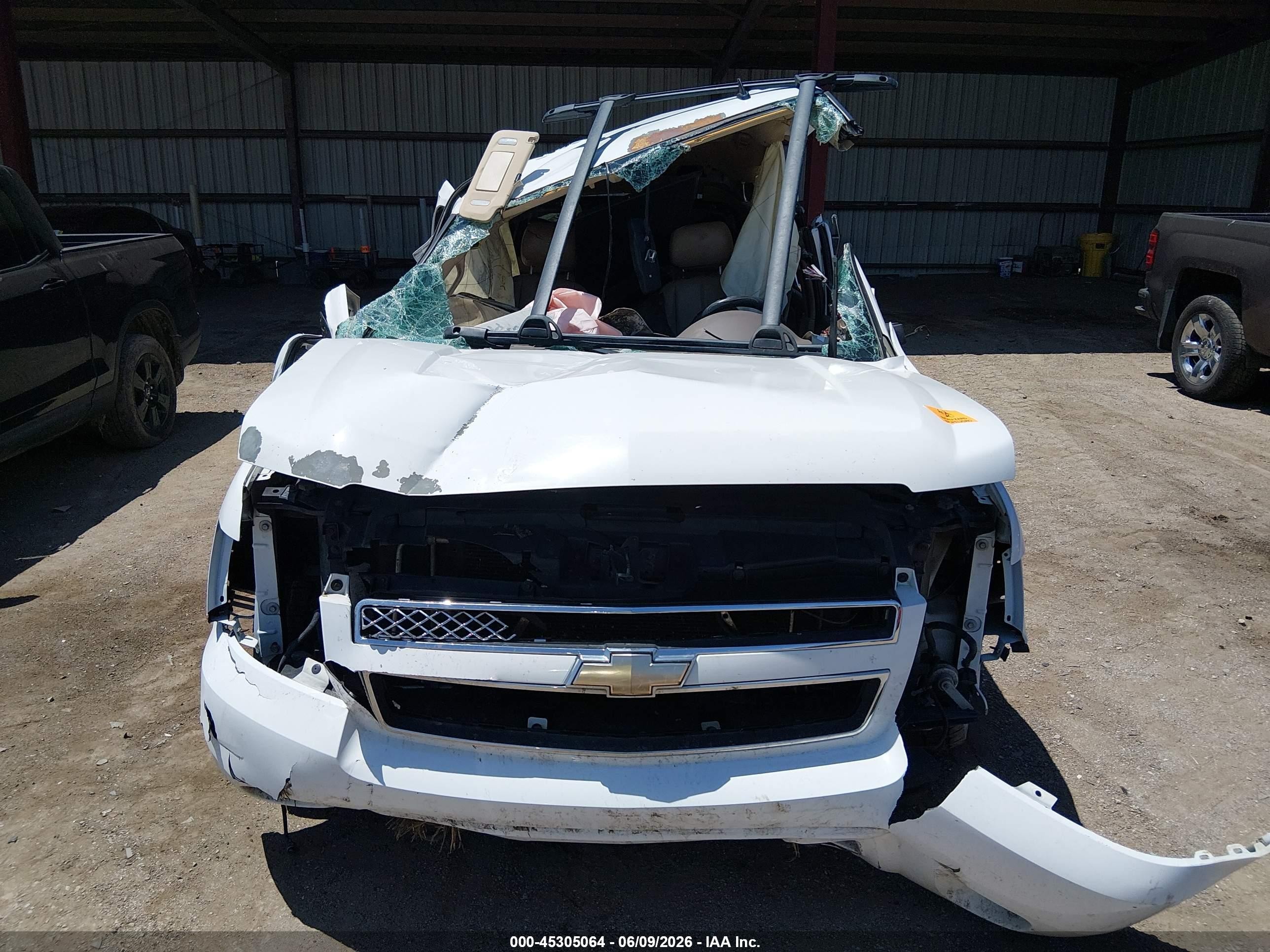 2011 Chevrolet Avalanche 1500 Lt1 White vin: 3GNTKFE30BG368083