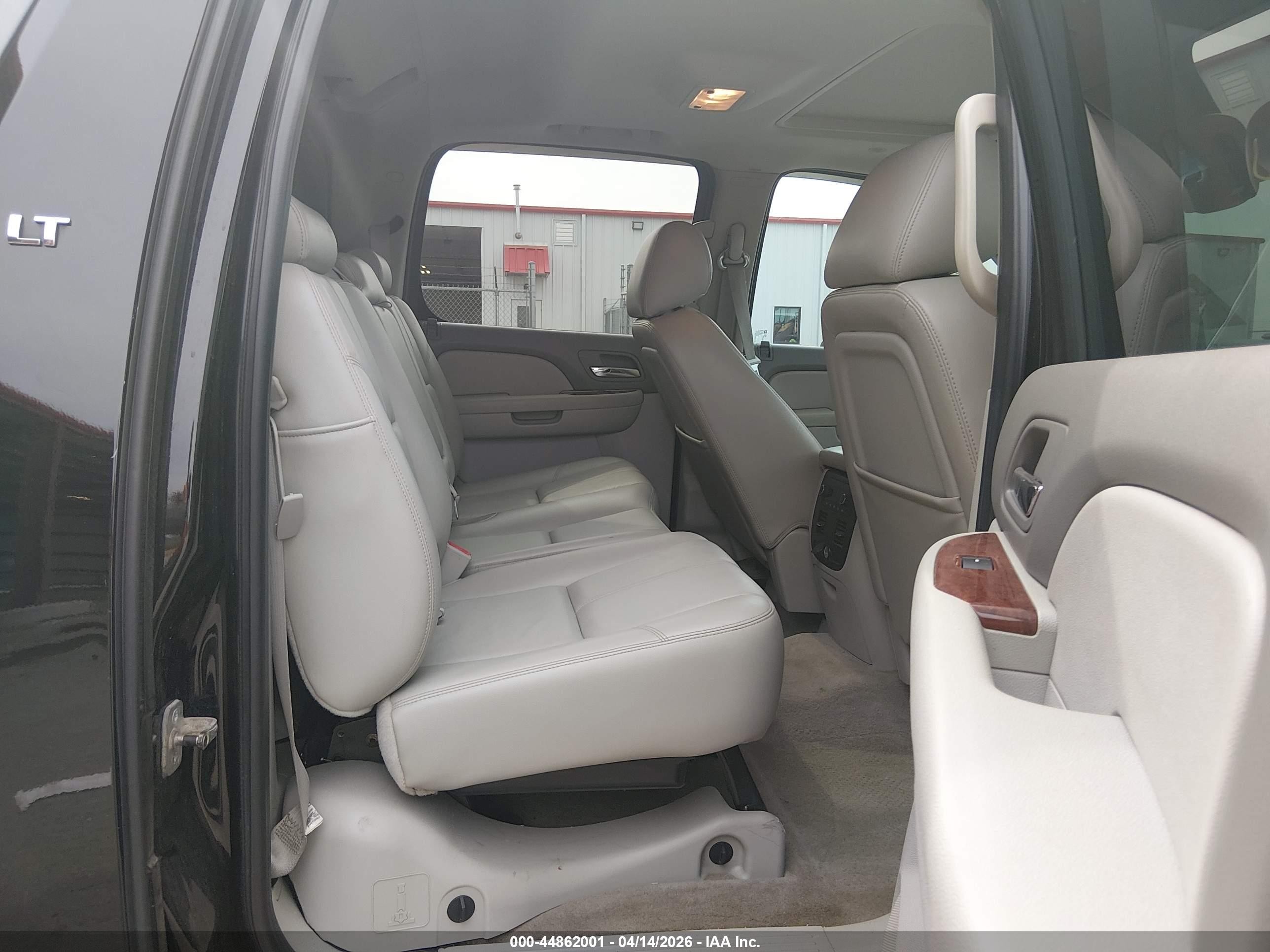 2011 Chevrolet Avalanche 1500 Lt1 Черный vin: 3GNTKFE33BG130602