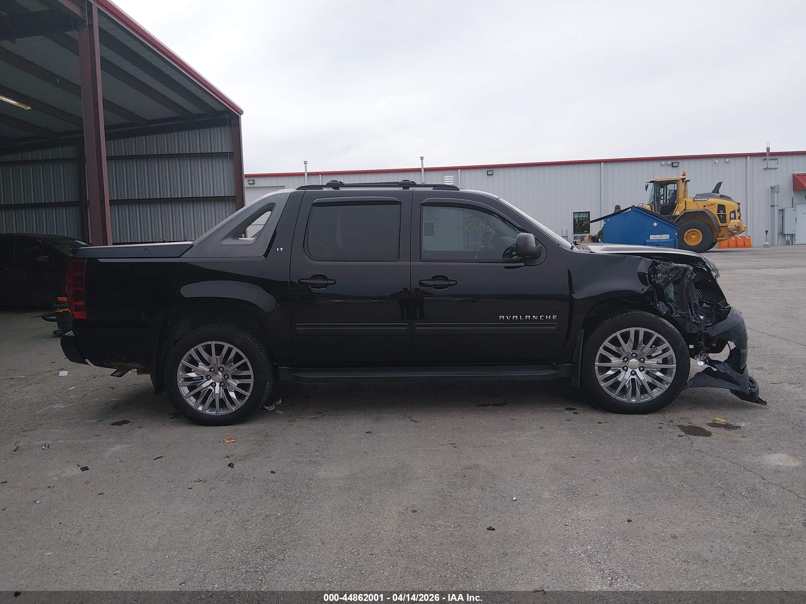 2011 Chevrolet Avalanche 1500 Lt1 Черный vin: 3GNTKFE33BG130602