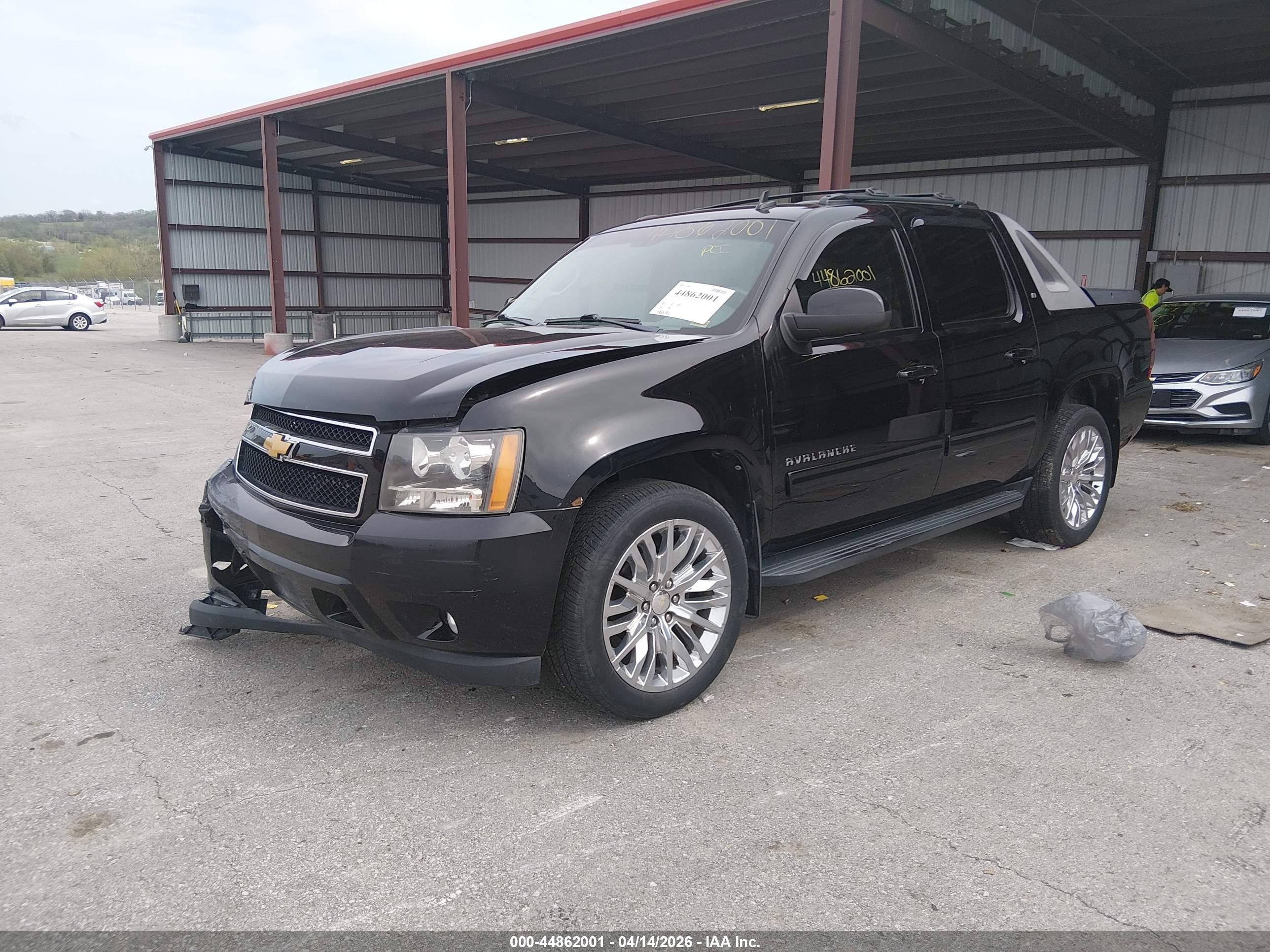 2011 Chevrolet Avalanche 1500 Lt1 Черный vin: 3GNTKFE33BG130602