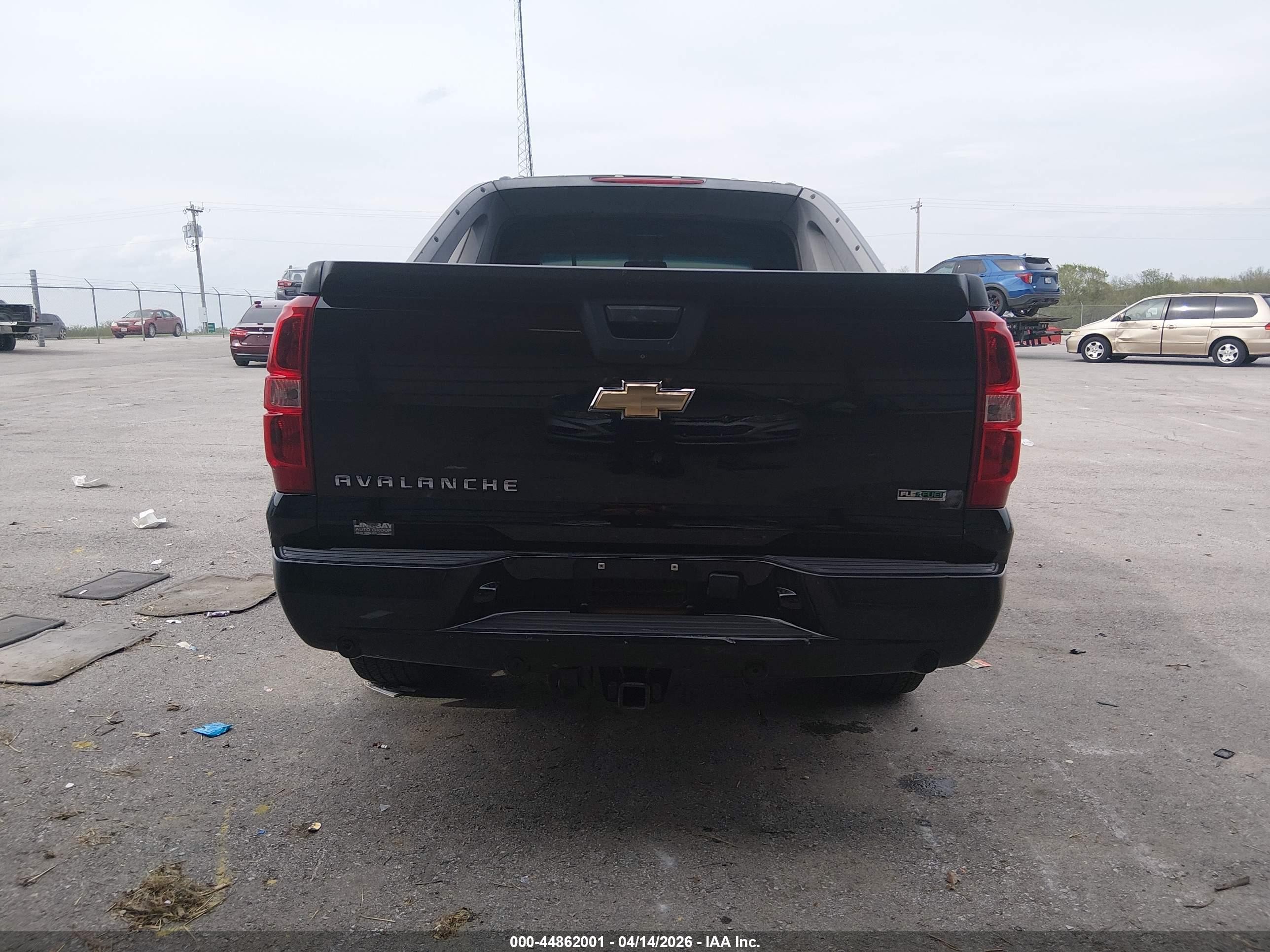 2011 Chevrolet Avalanche 1500 Lt1 Черный vin: 3GNTKFE33BG130602