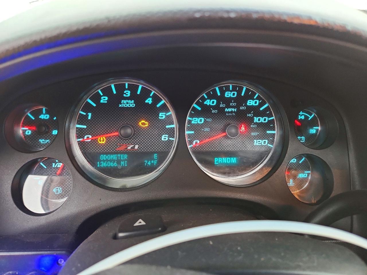 2011 Chevrolet Avalanche Lt Silver vin: 3GNTKFE33BG292262