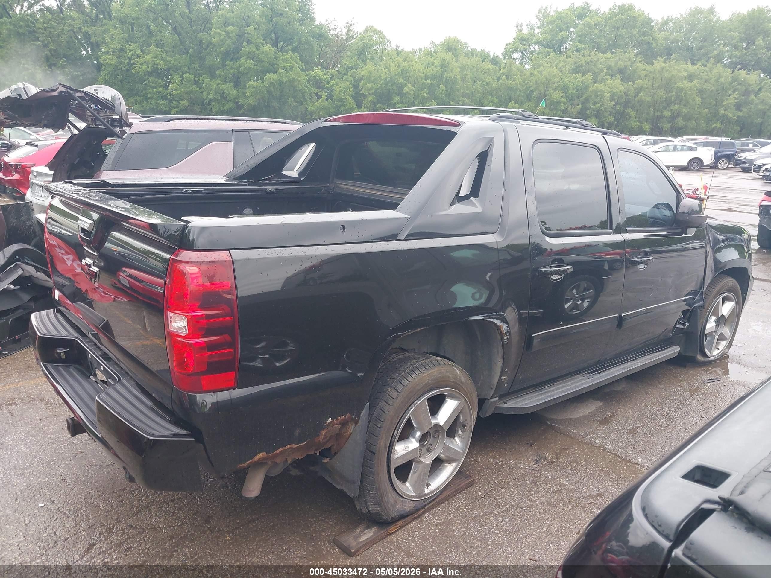 2011 Chevrolet Avalanche 1500 Lt1 Black vin: 3GNTKFE33BG343291