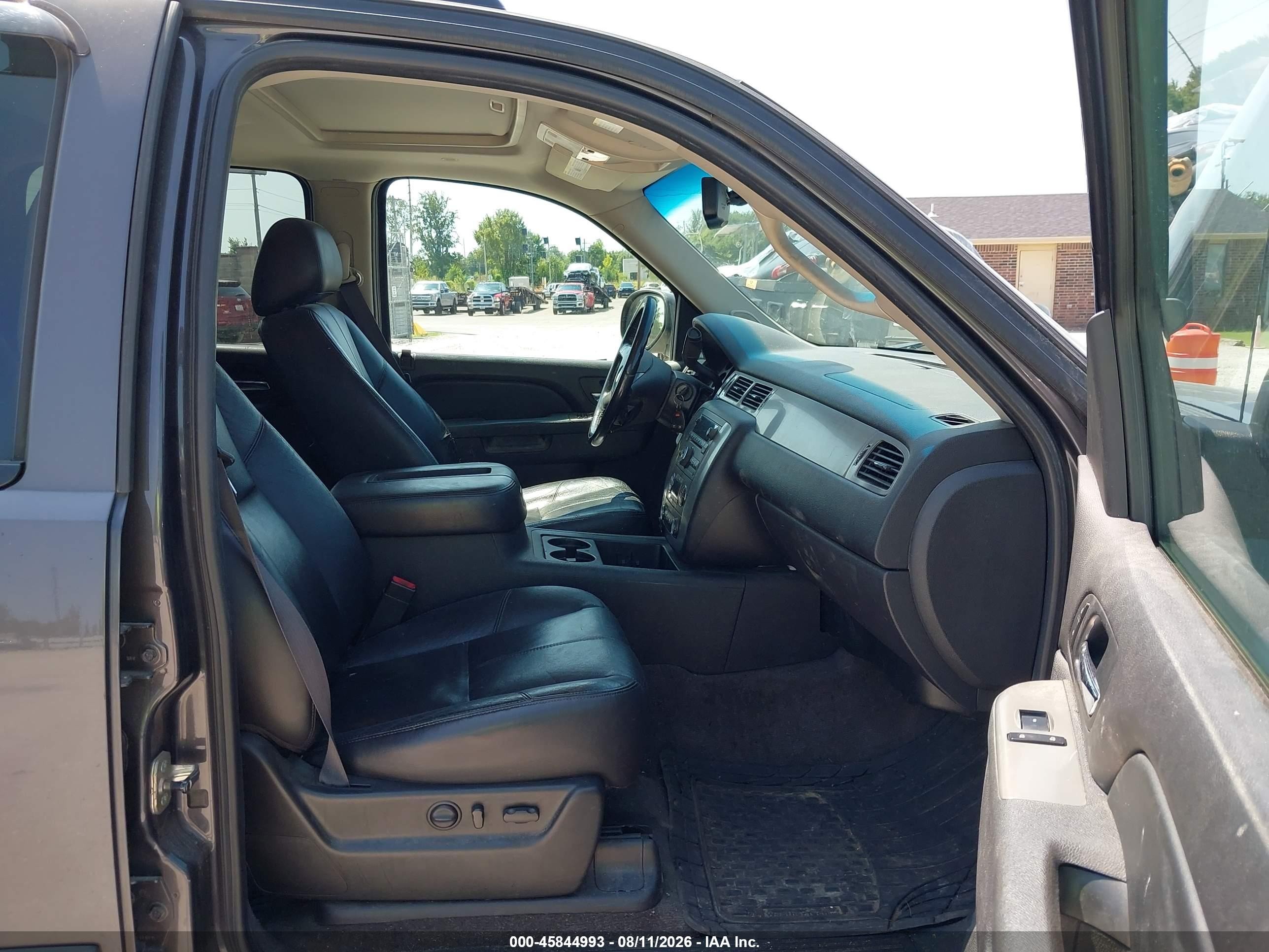 2011 Chevrolet Avalanche 1500 Lt1 Gray vin: 3GNTKFE37BG258339