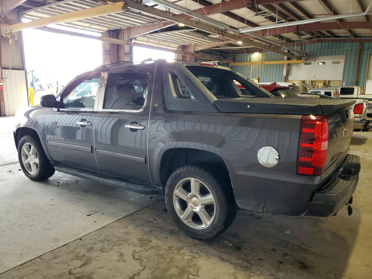 2011 Chevrolet Avalanche Lt Charcoal vin: 3GNTKFE37BG291020