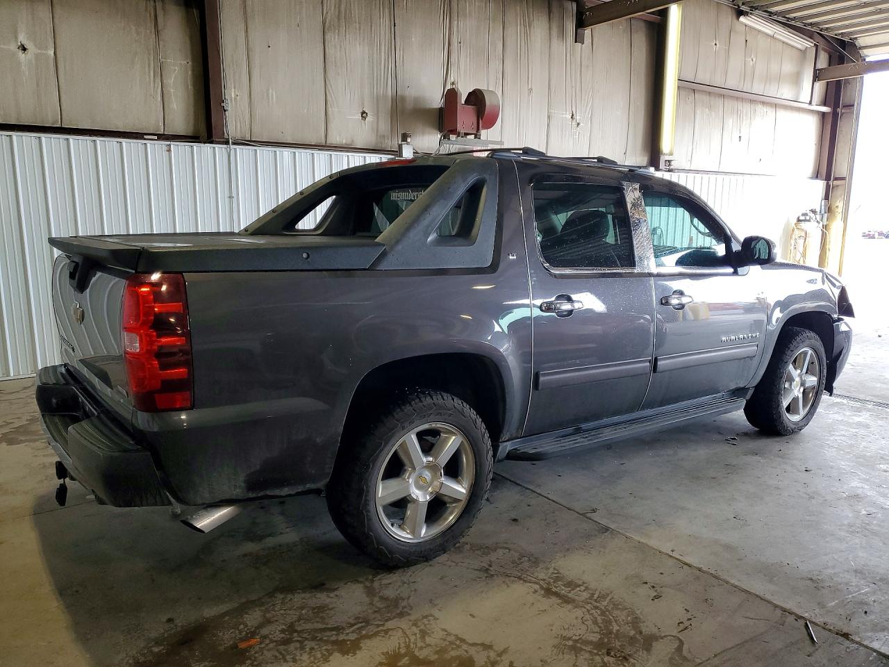 2011 Chevrolet Avalanche Lt Charcoal vin: 3GNTKFE37BG291020