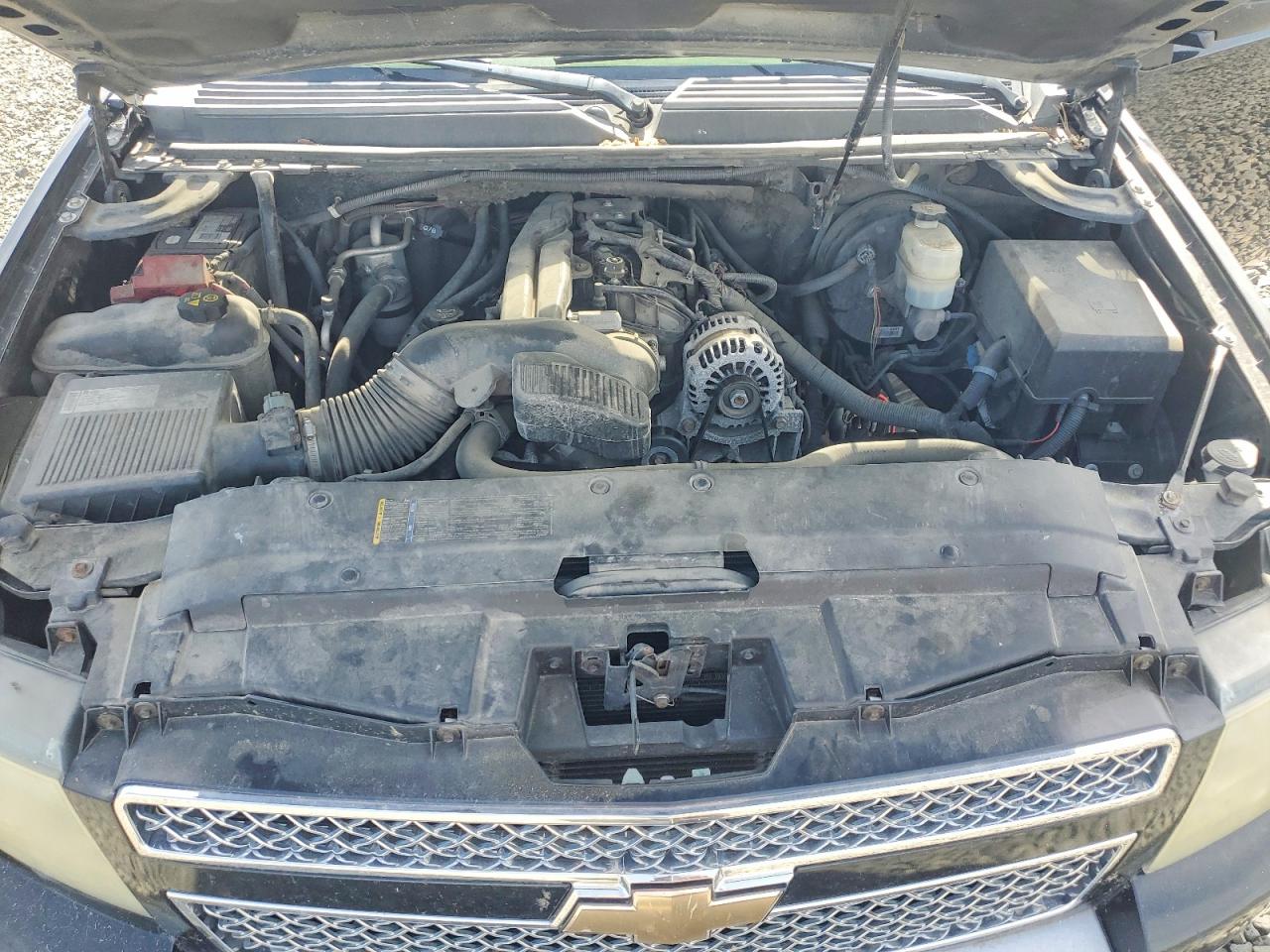2011 Chevrolet Avalanche Lt Black vin: 3GNTKFE38BG108823